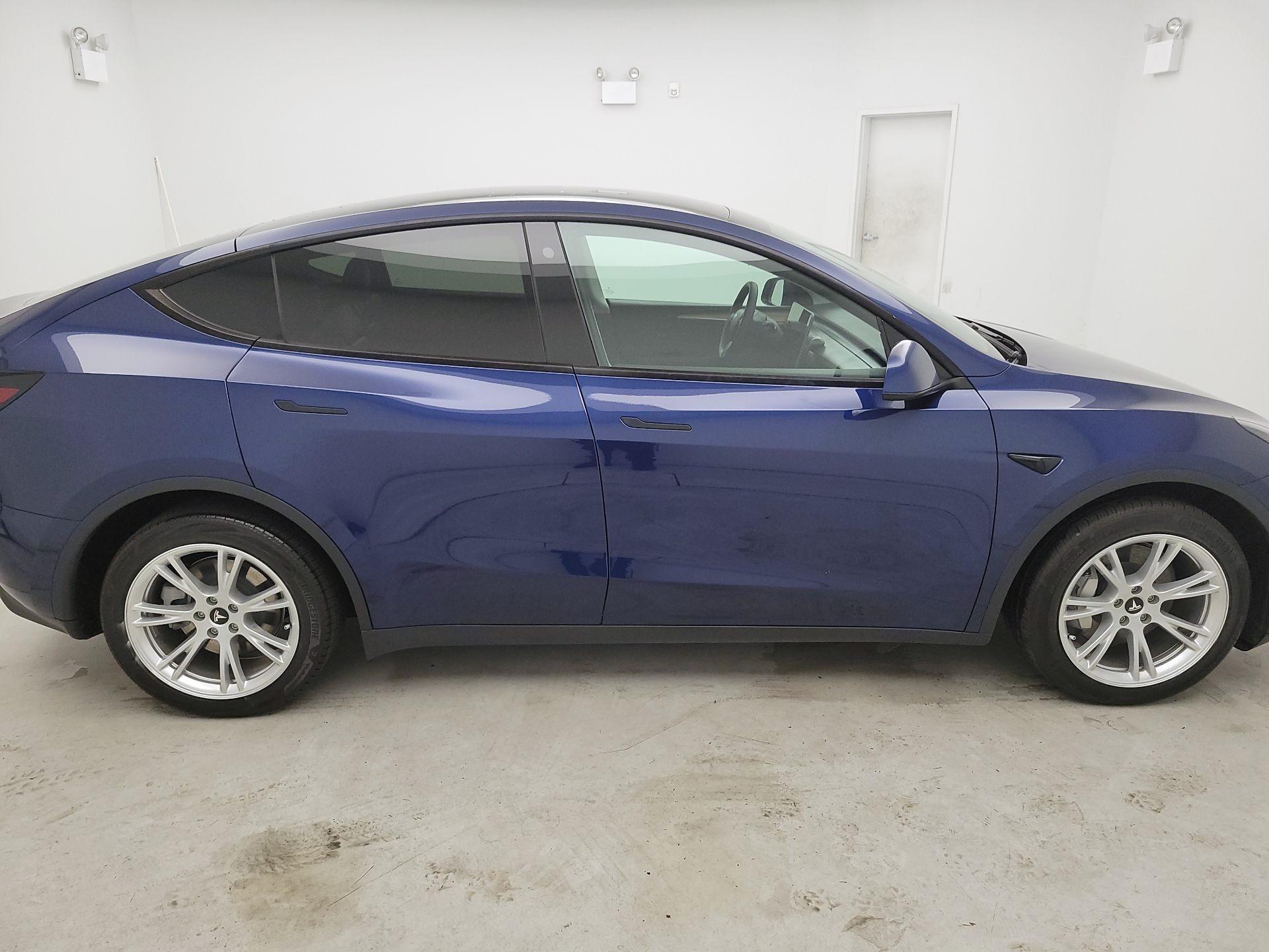 Thumbnail: 2023 Tesla Model Y - 4