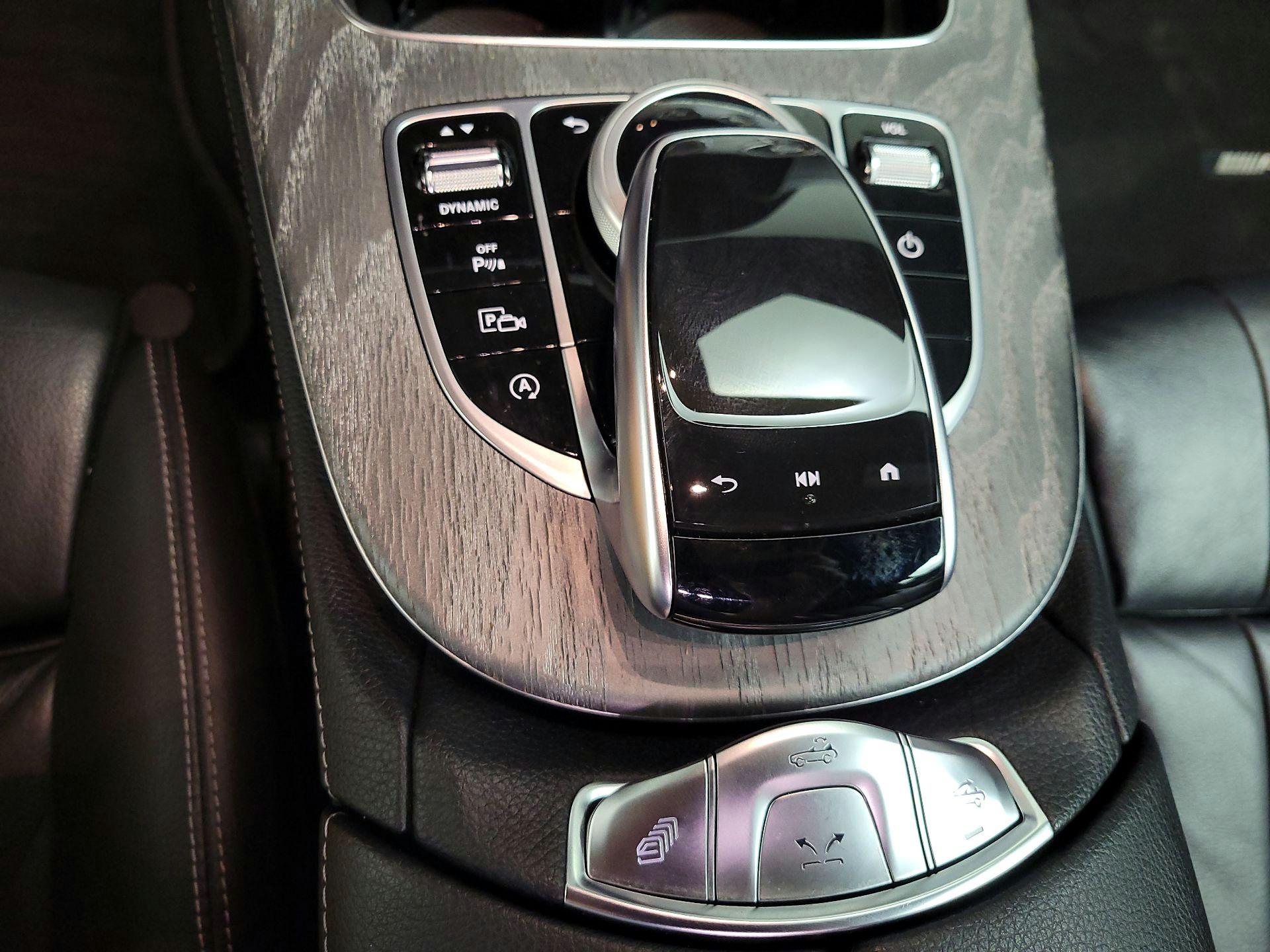 Thumbnail: 2021 Mercedes-Benz E-Class - 18