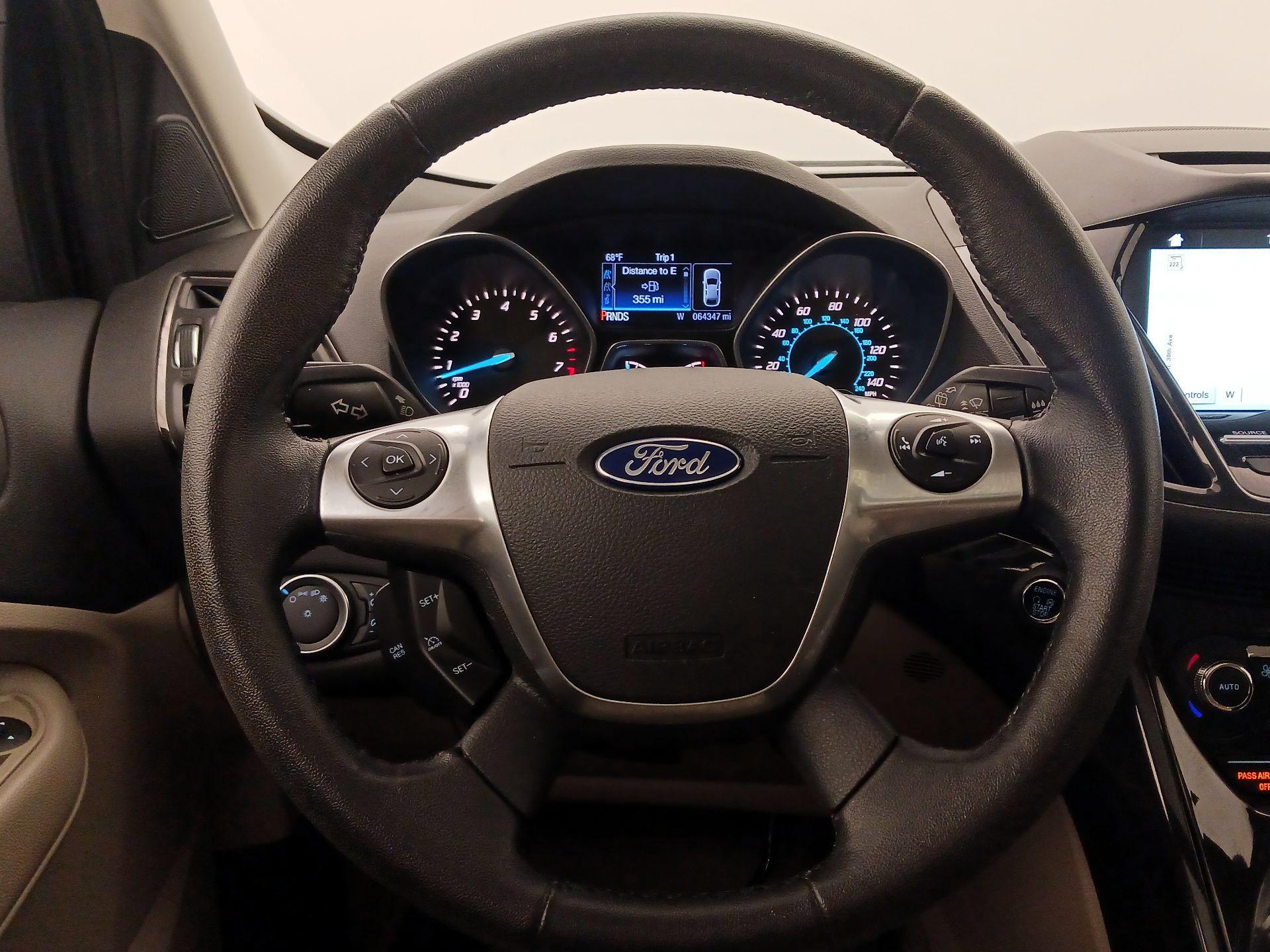 Thumbnail: 2016 Ford Escape - 10