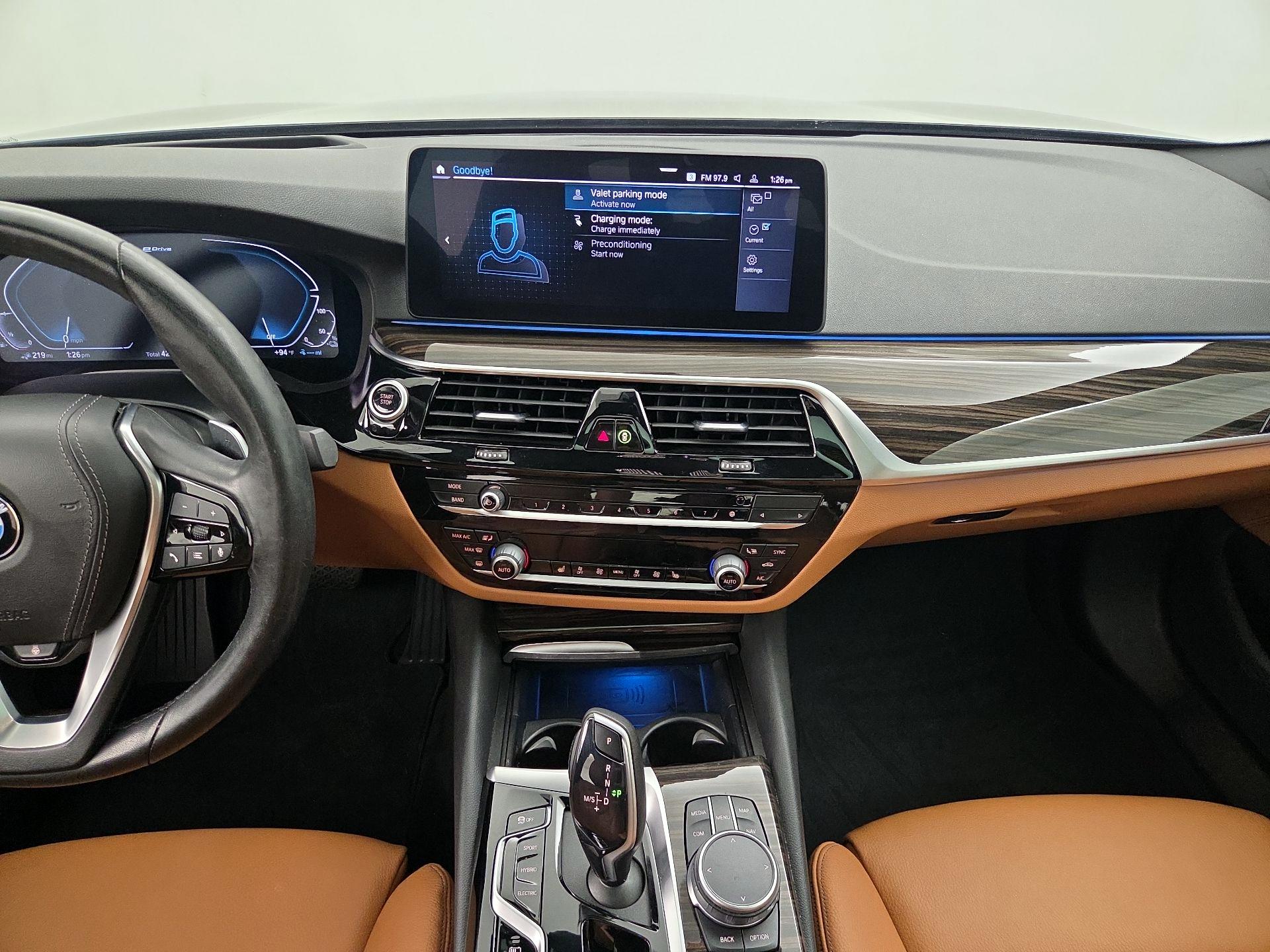 Thumbnail: 2021 BMW 5 Series - 9