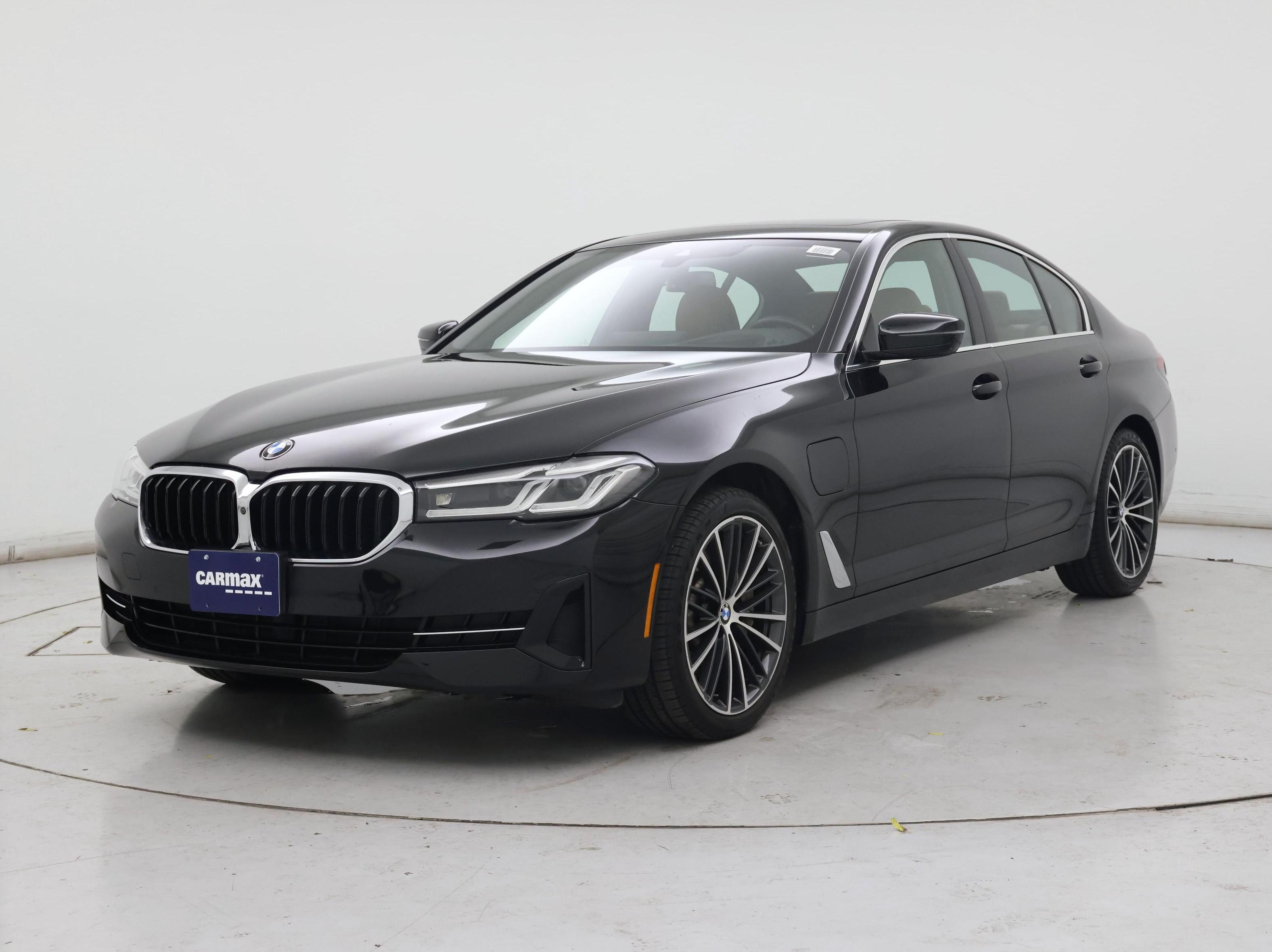 Thumbnail: 2021 BMW 5 Series - 4