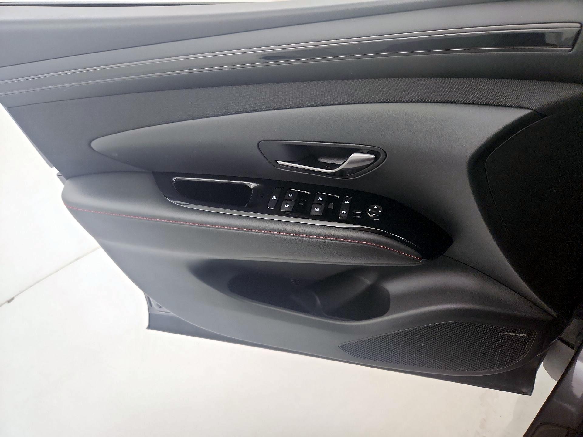 Thumbnail: 2024 Hyundai Tucson - 12