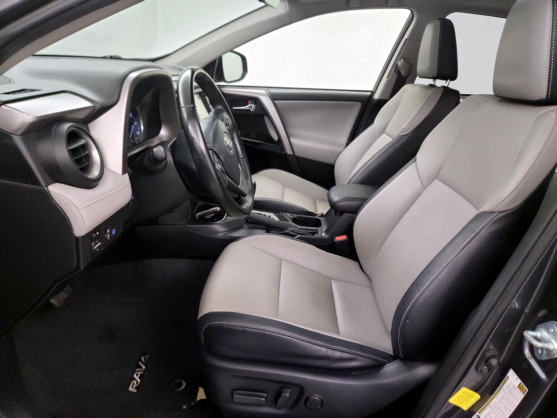 Thumbnail: 2017 Toyota RAV4 - 11