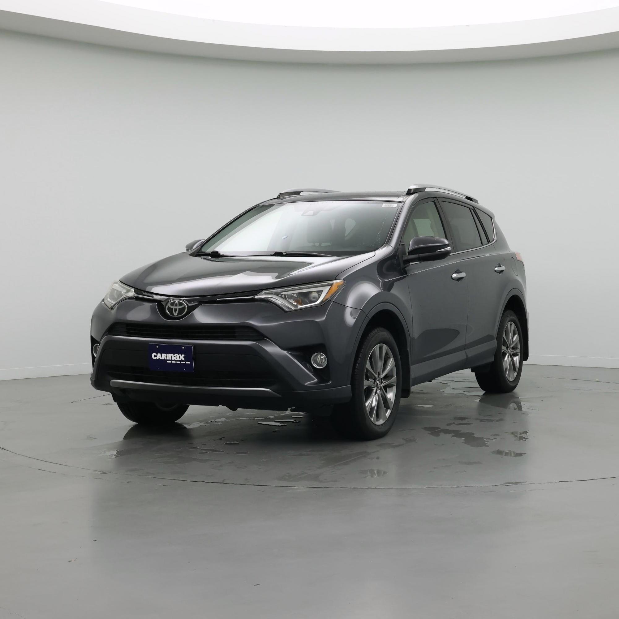 Thumbnail: 2017 Toyota RAV4 - 4