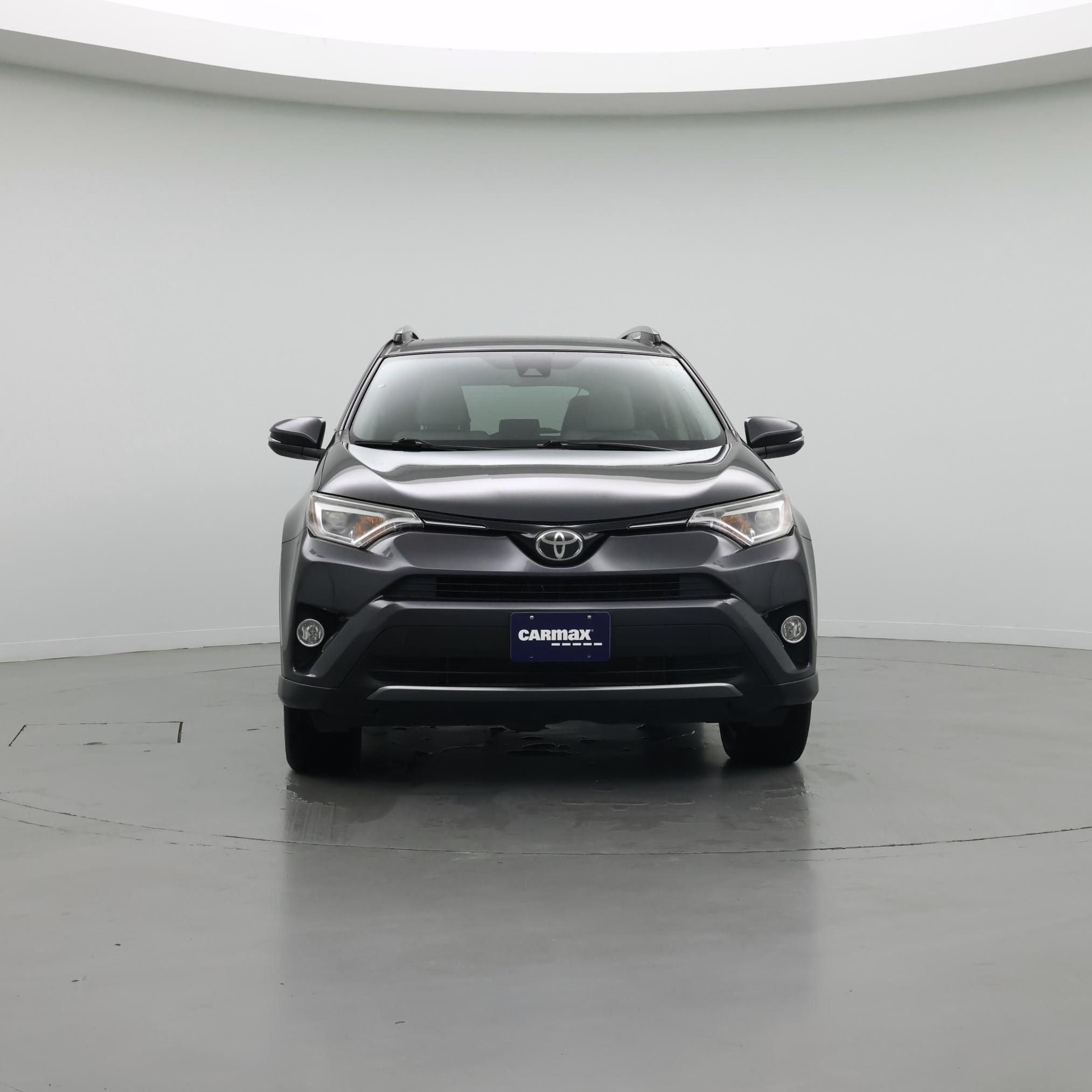 Thumbnail: 2017 Toyota RAV4 - 5