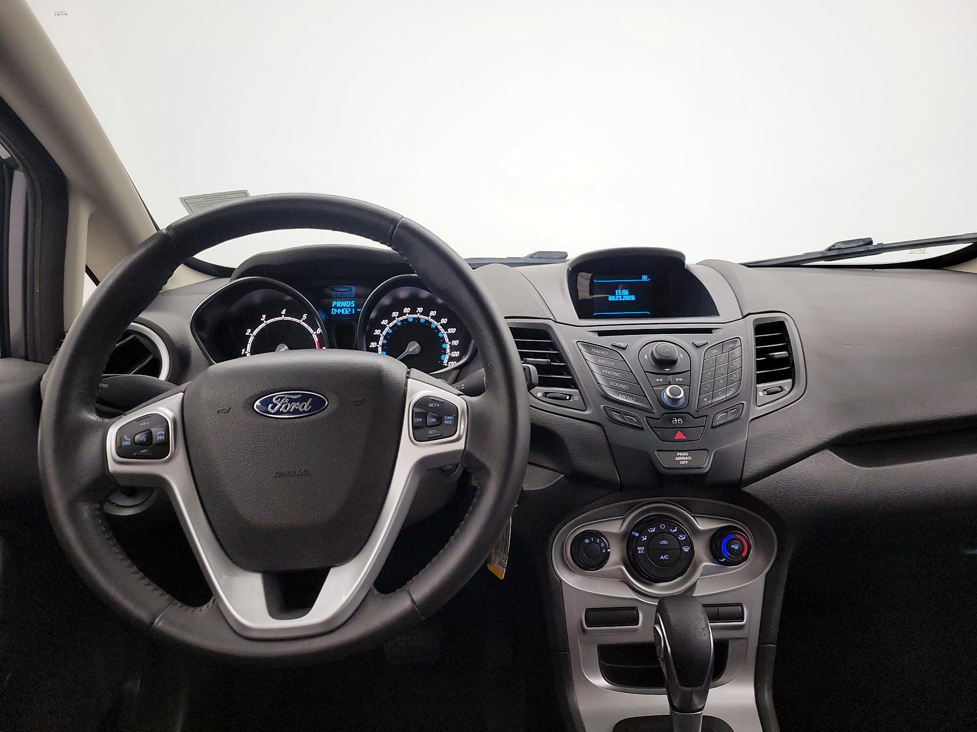 Thumbnail: 2014 Ford Fiesta - 9