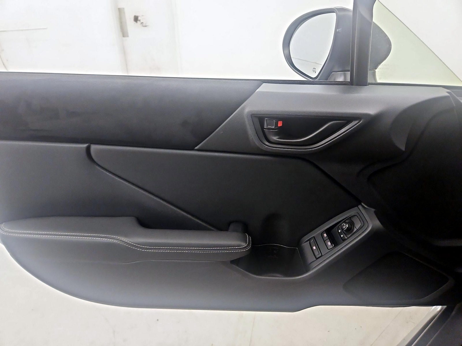 2024 Toyota GR86 Premium - Photo 13