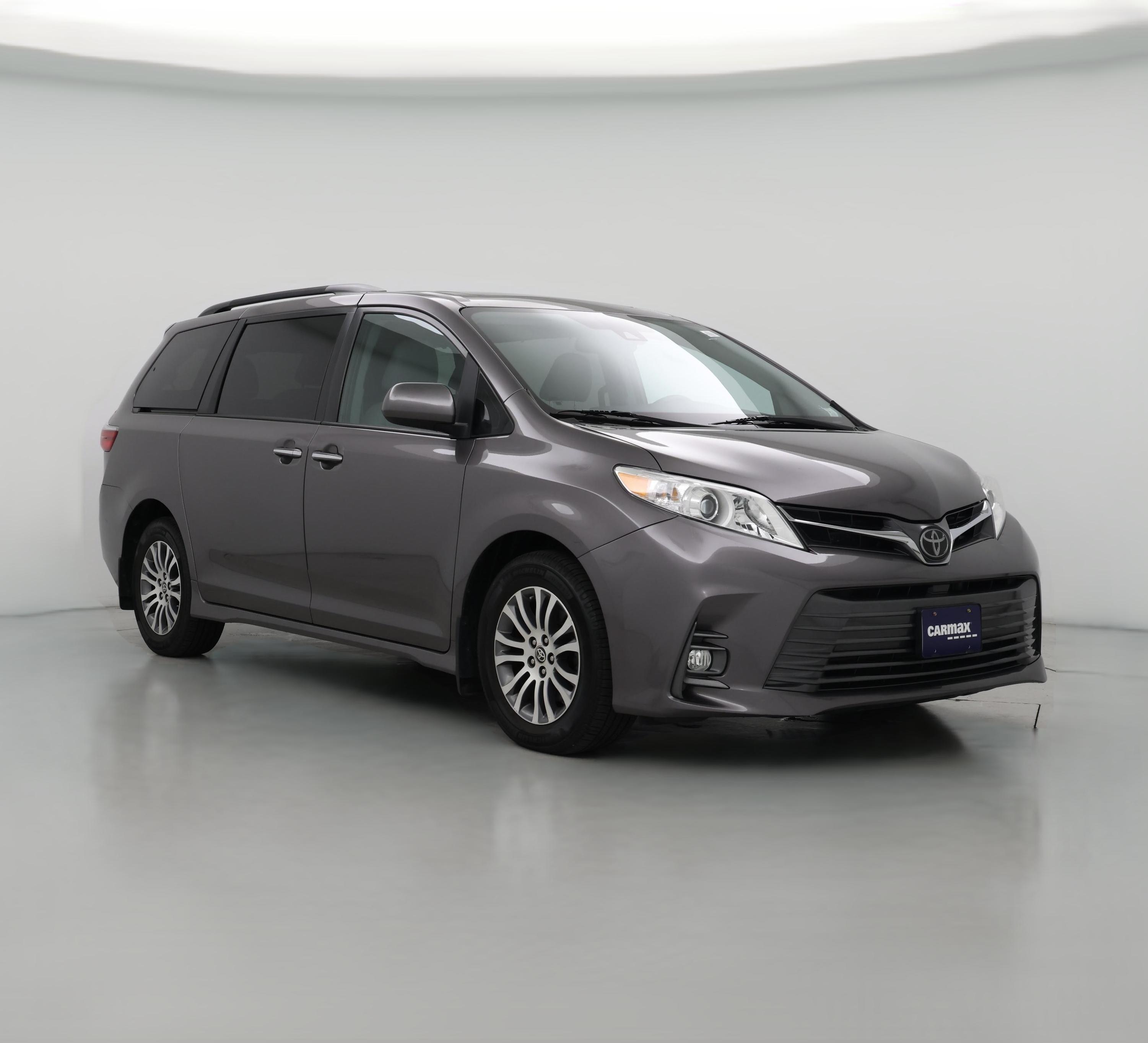 Thumbnail: 2020 Toyota Sienna - 1