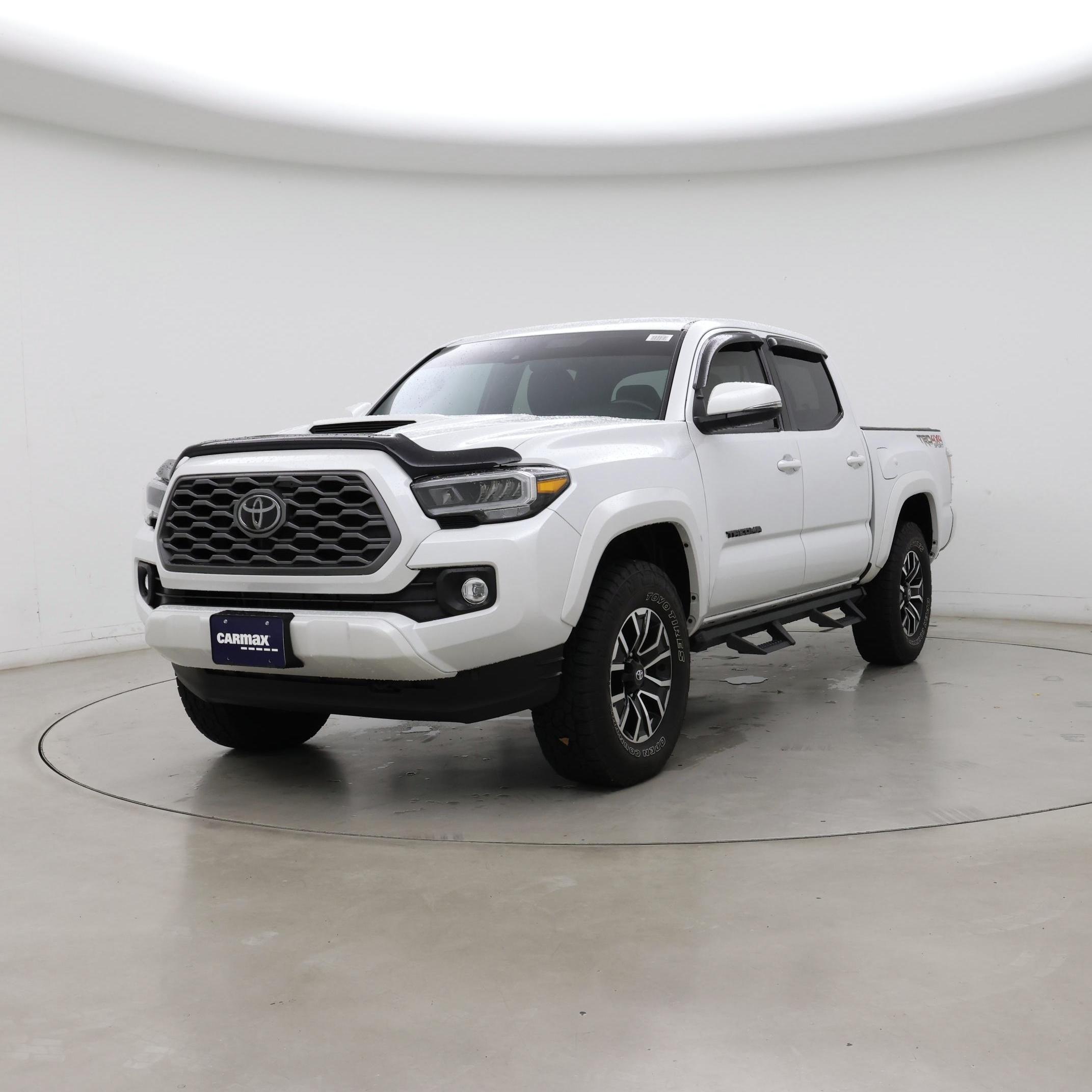 Thumbnail: 2023 Toyota Tacoma - 4