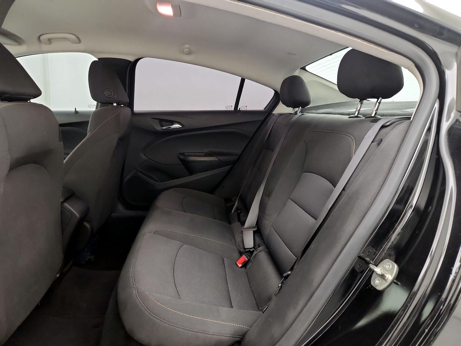 2018 Chevrolet Cruze LS - Photo 20