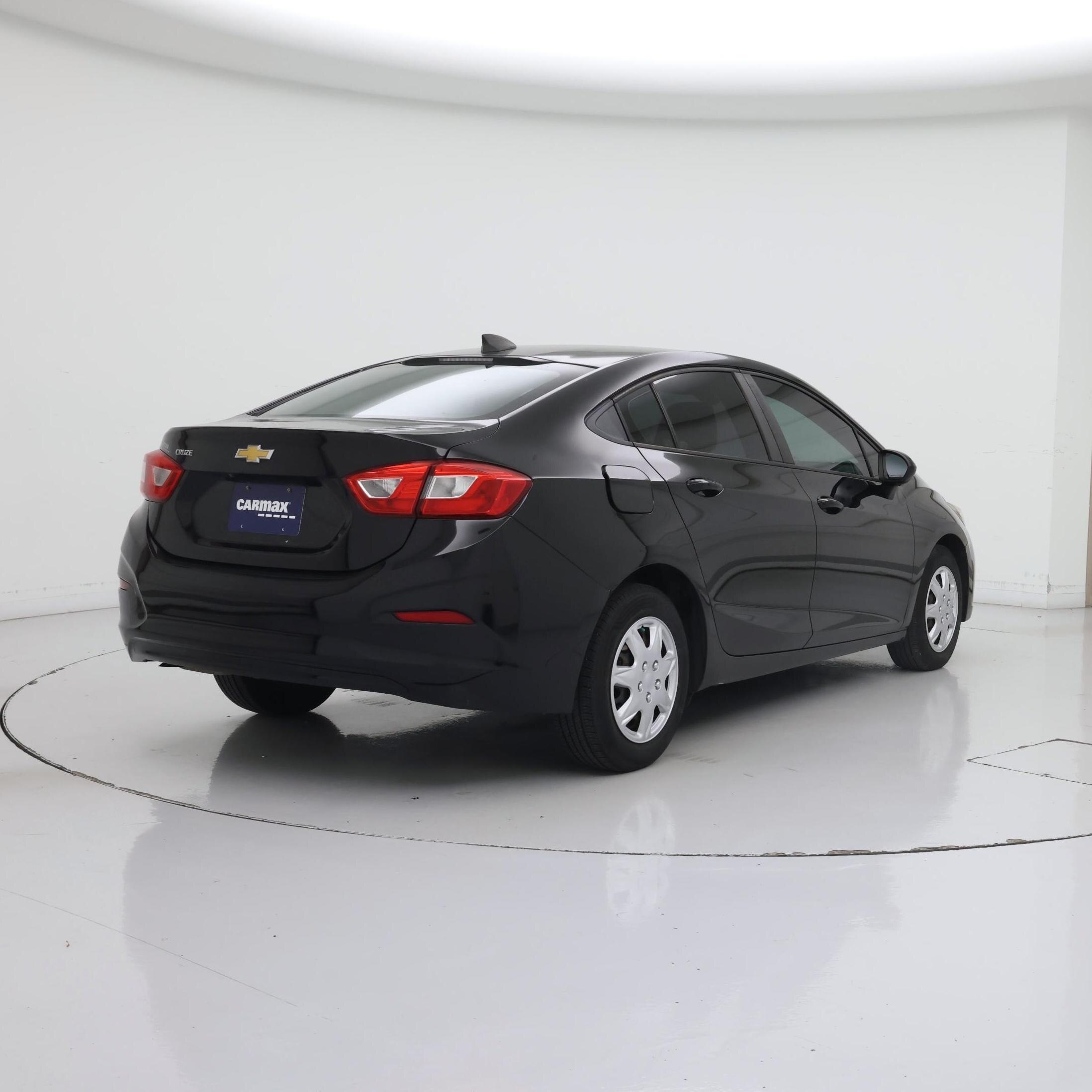 Thumbnail: 2018 Chevrolet Cruze - 8