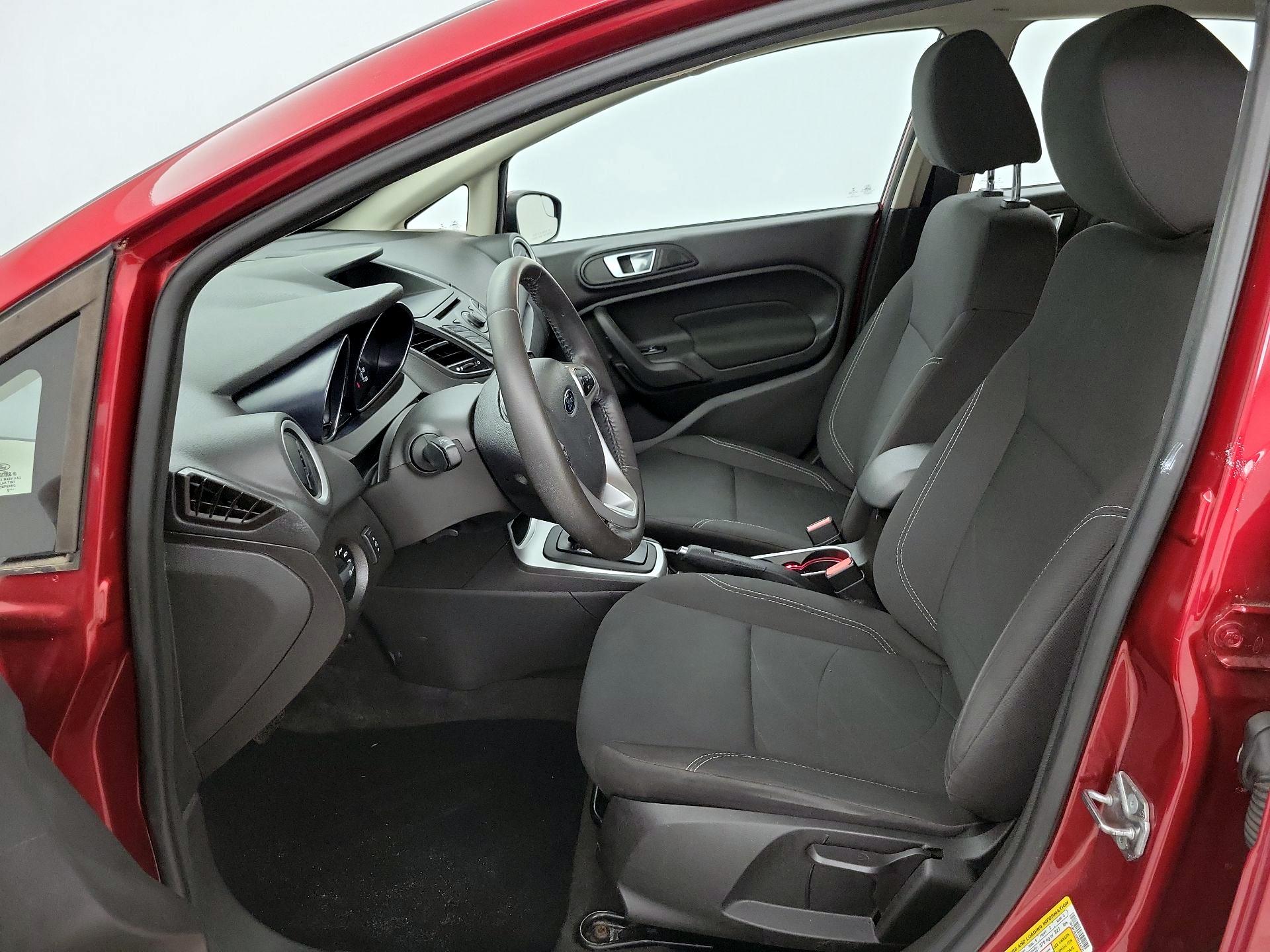 Thumbnail: 2015 Ford Fiesta - 11