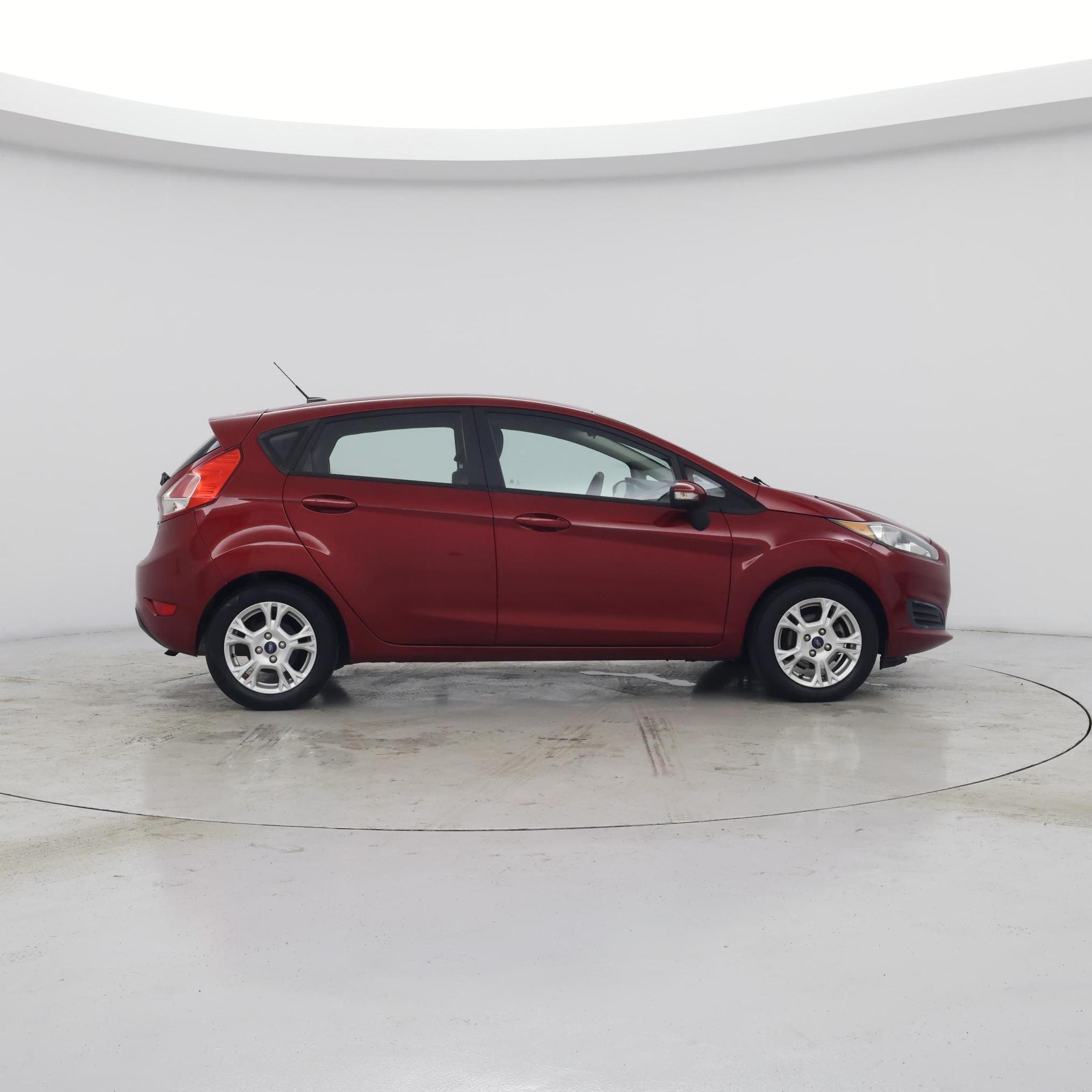 Thumbnail: 2015 Ford Fiesta - 7