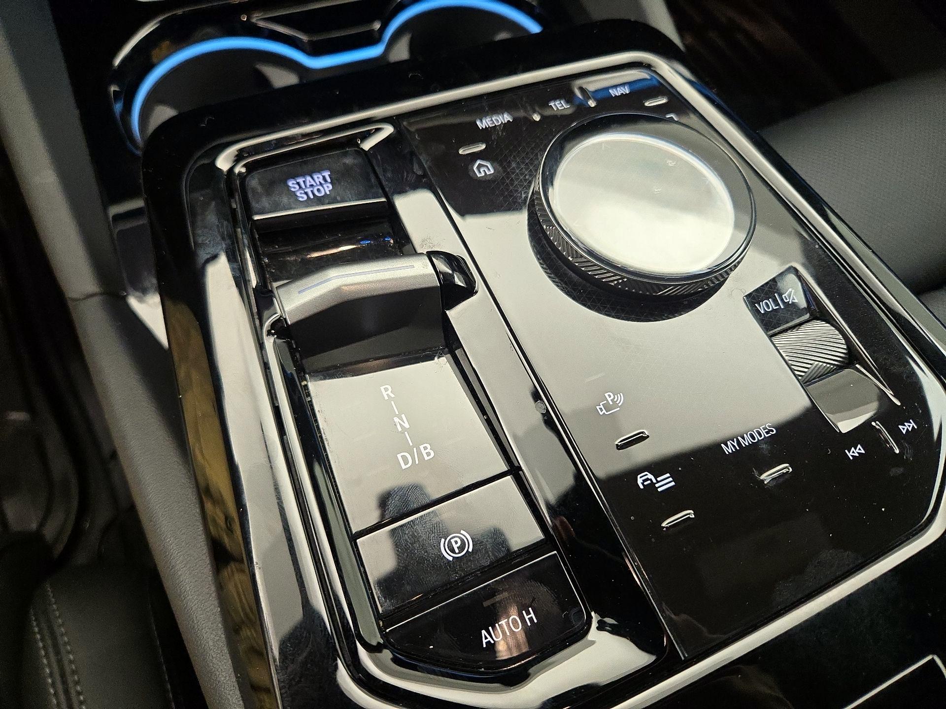 Thumbnail: 2024 BMW i5 - 18