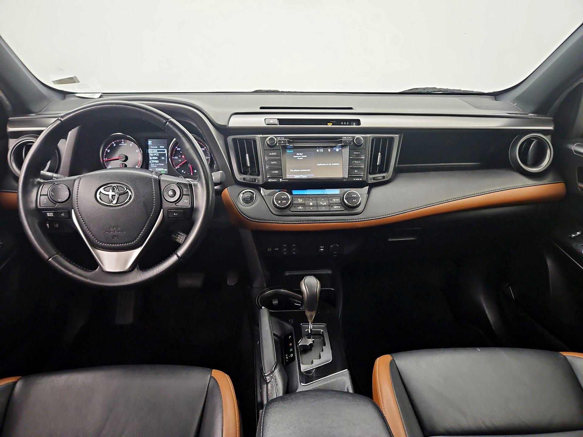 Thumbnail: 2017 Toyota RAV4 - 9