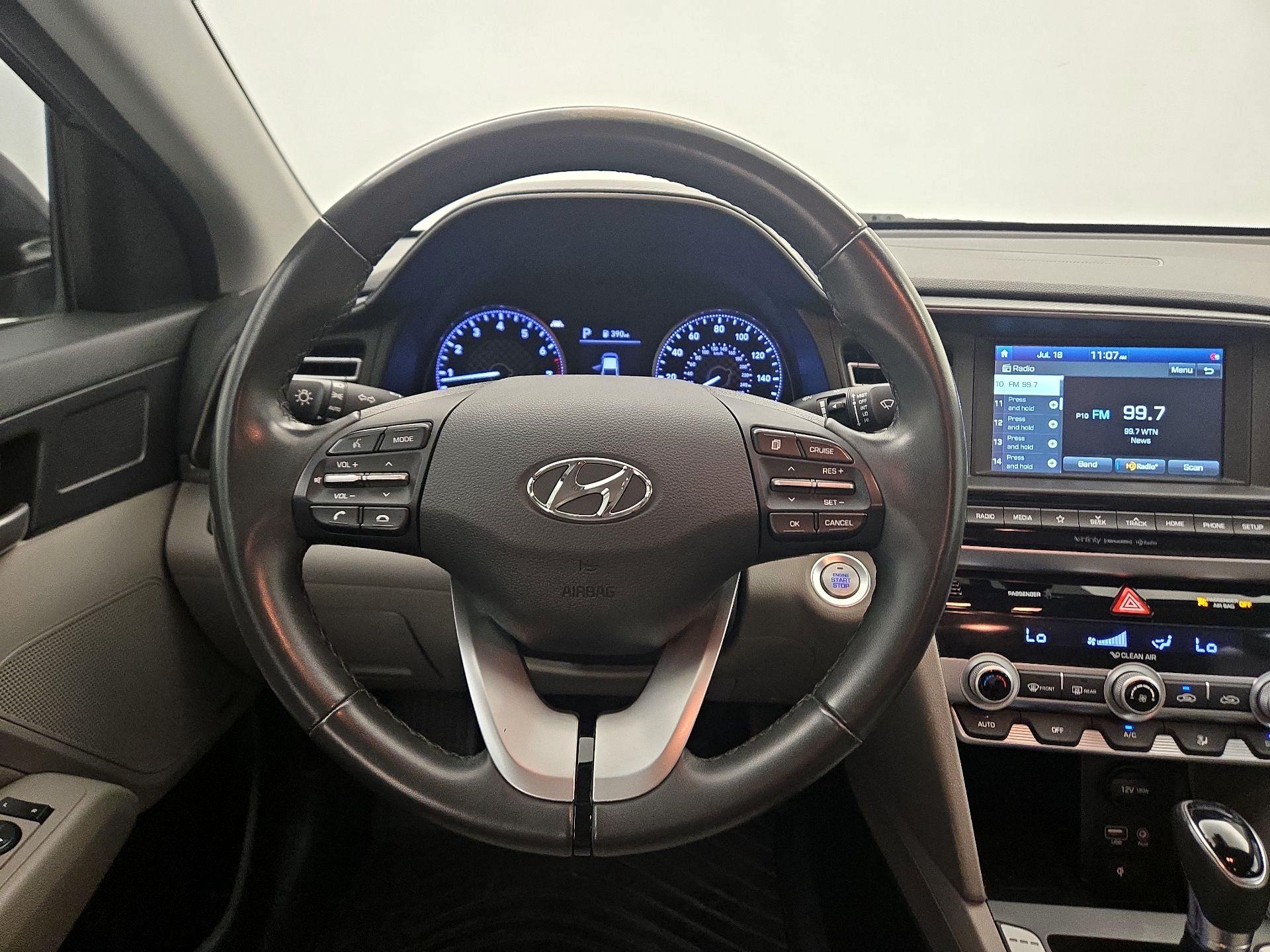 Thumbnail: 2020 Hyundai Elantra - 10