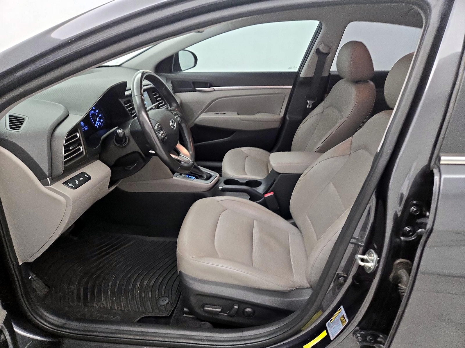2020 Hyundai Elantra Limited - Photo 12