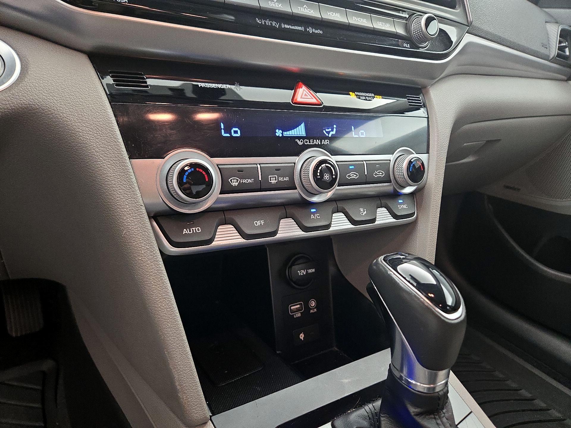 Thumbnail: 2020 Hyundai Elantra - 16