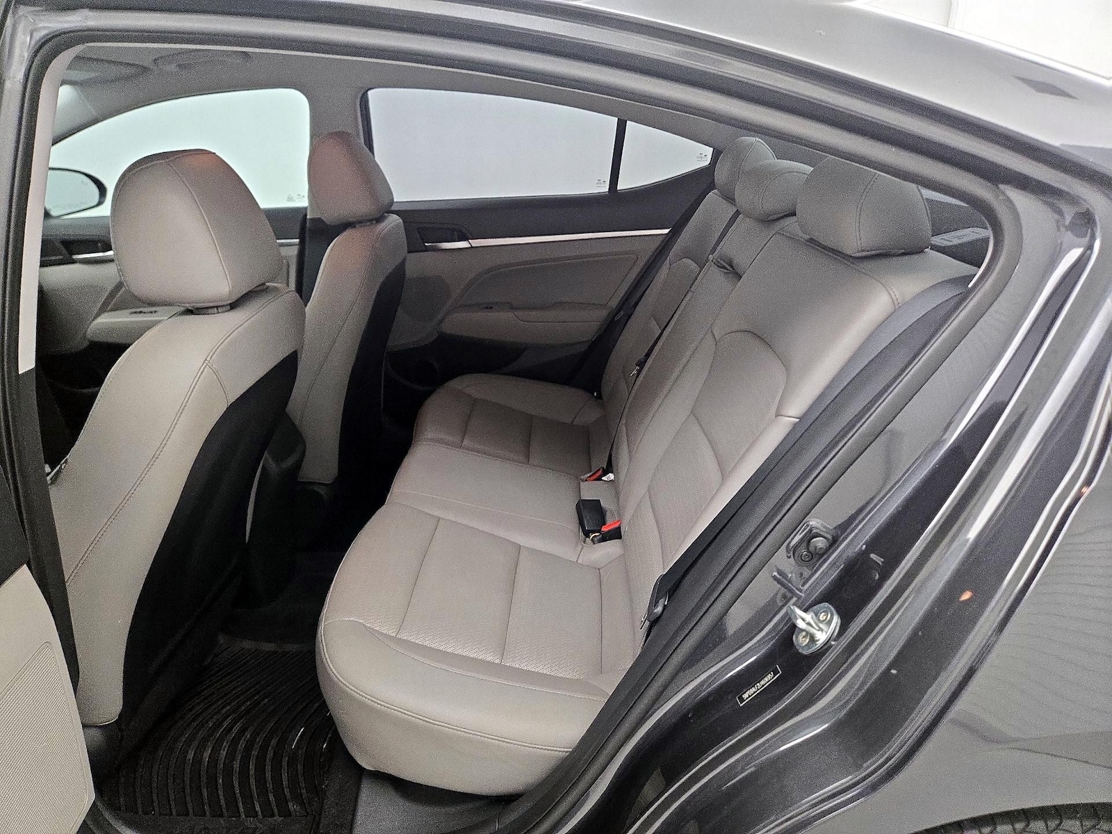 2020 Hyundai Elantra Limited - Photo 20