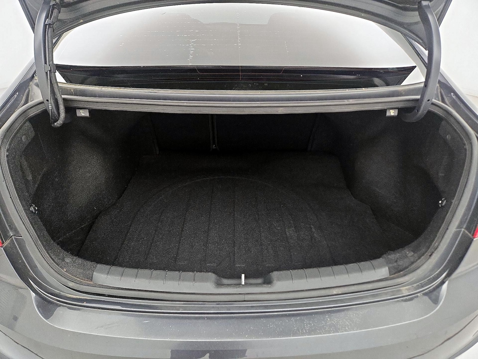 2020 Hyundai Elantra Limited - Photo 21