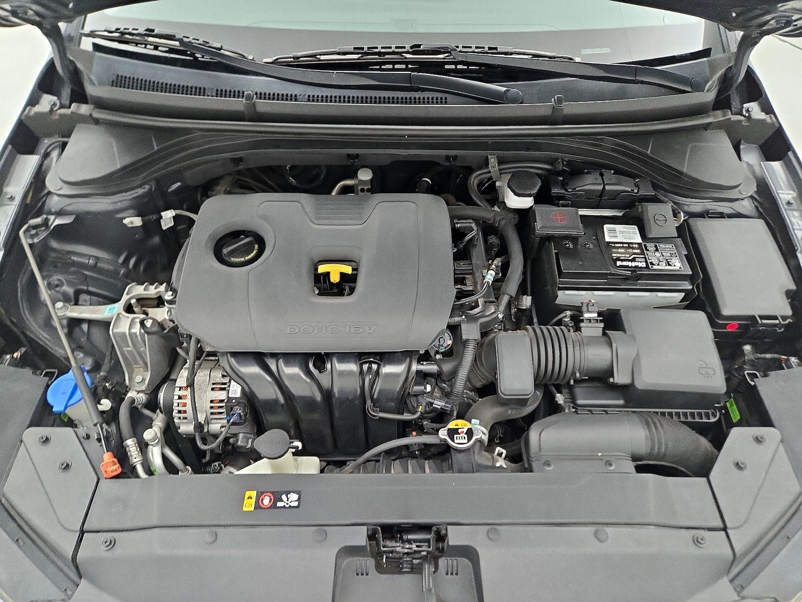 2020 Hyundai Elantra Limited - Photo 22