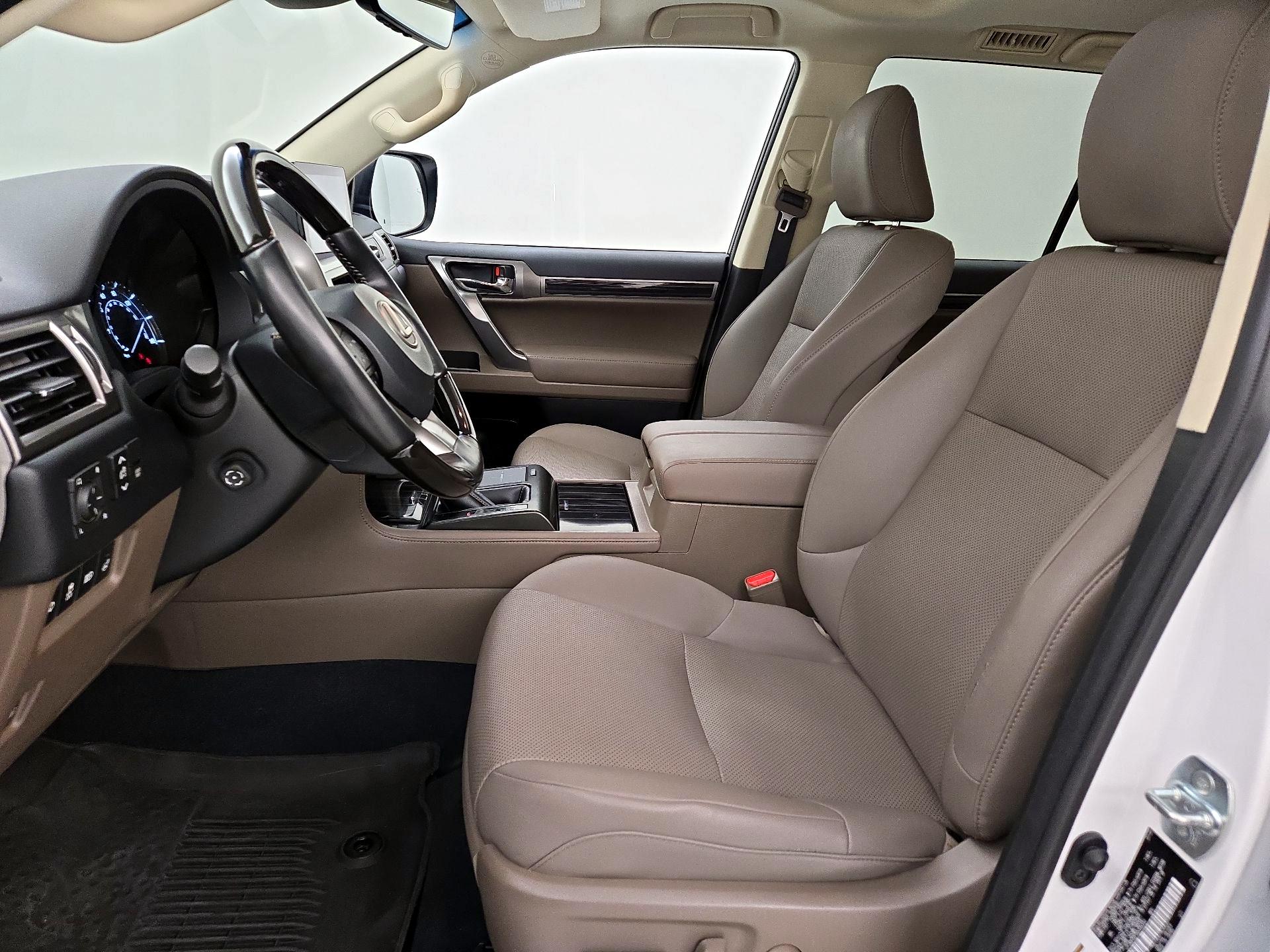 Thumbnail: 2022 Lexus GX - 11