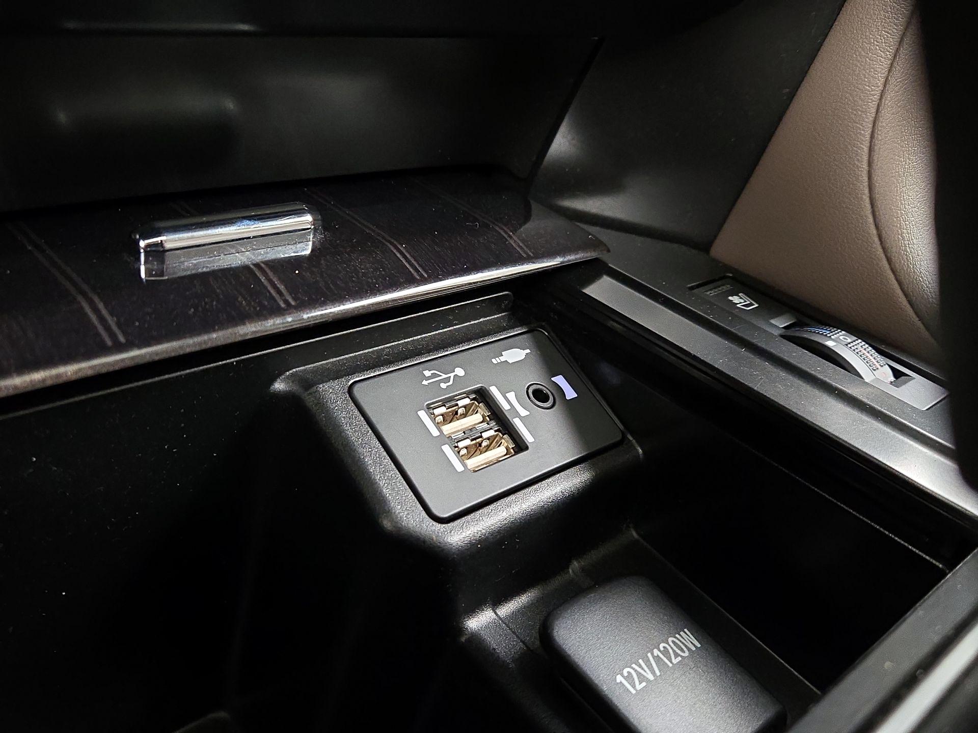 Thumbnail: 2022 Lexus GX - 19
