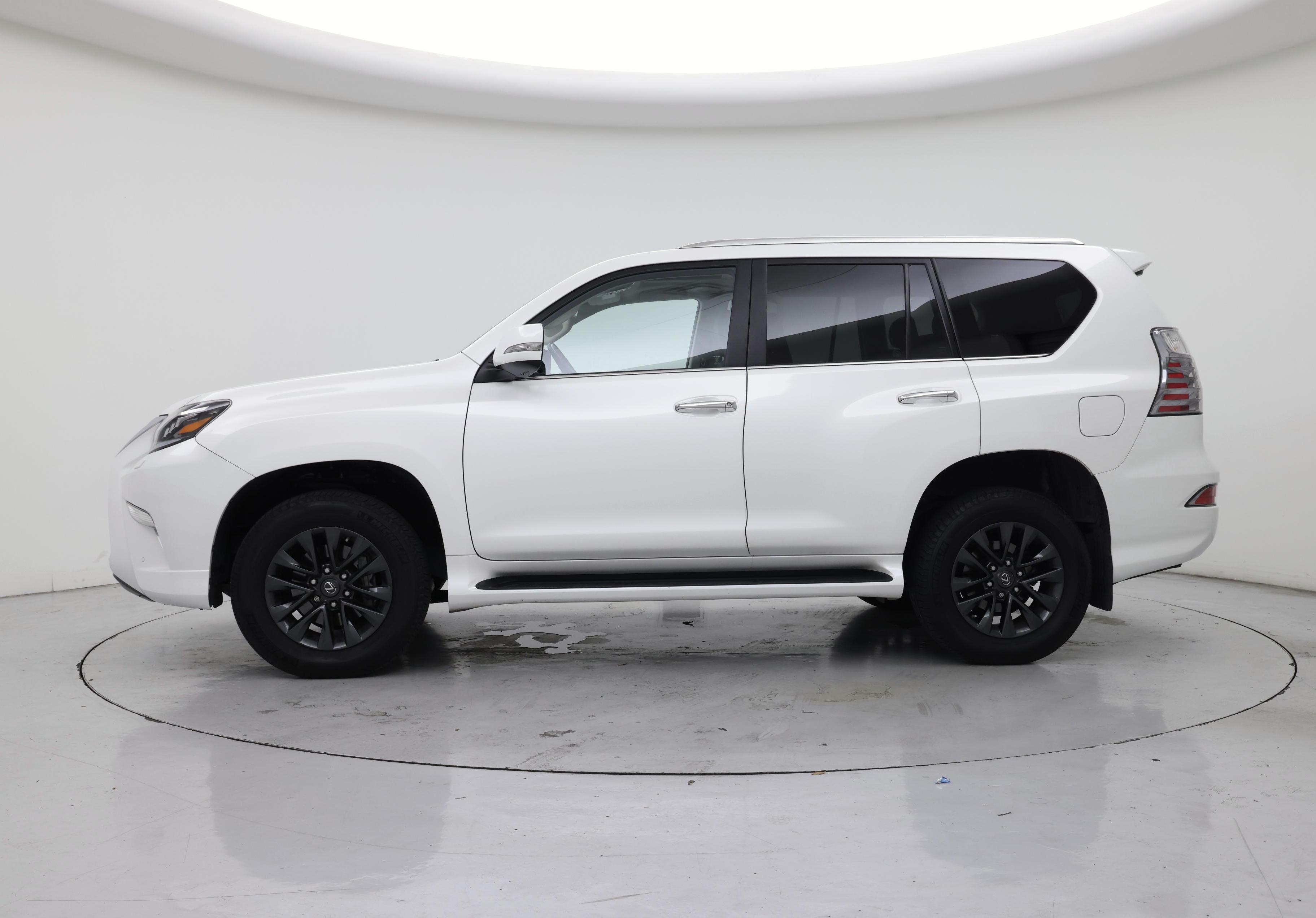 Thumbnail: 2022 Lexus GX - 3