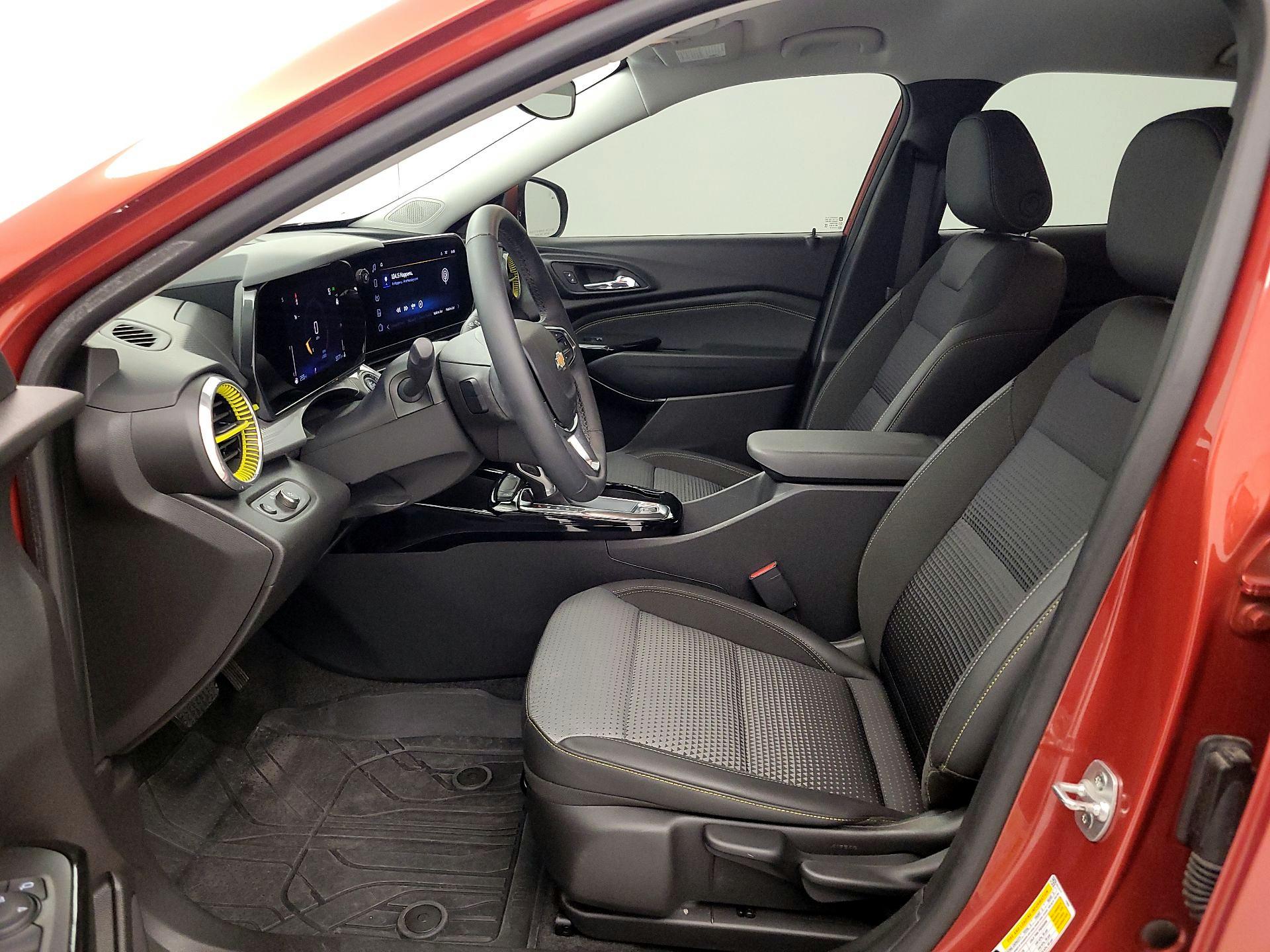 Thumbnail: 2024 Chevrolet Trax - 11