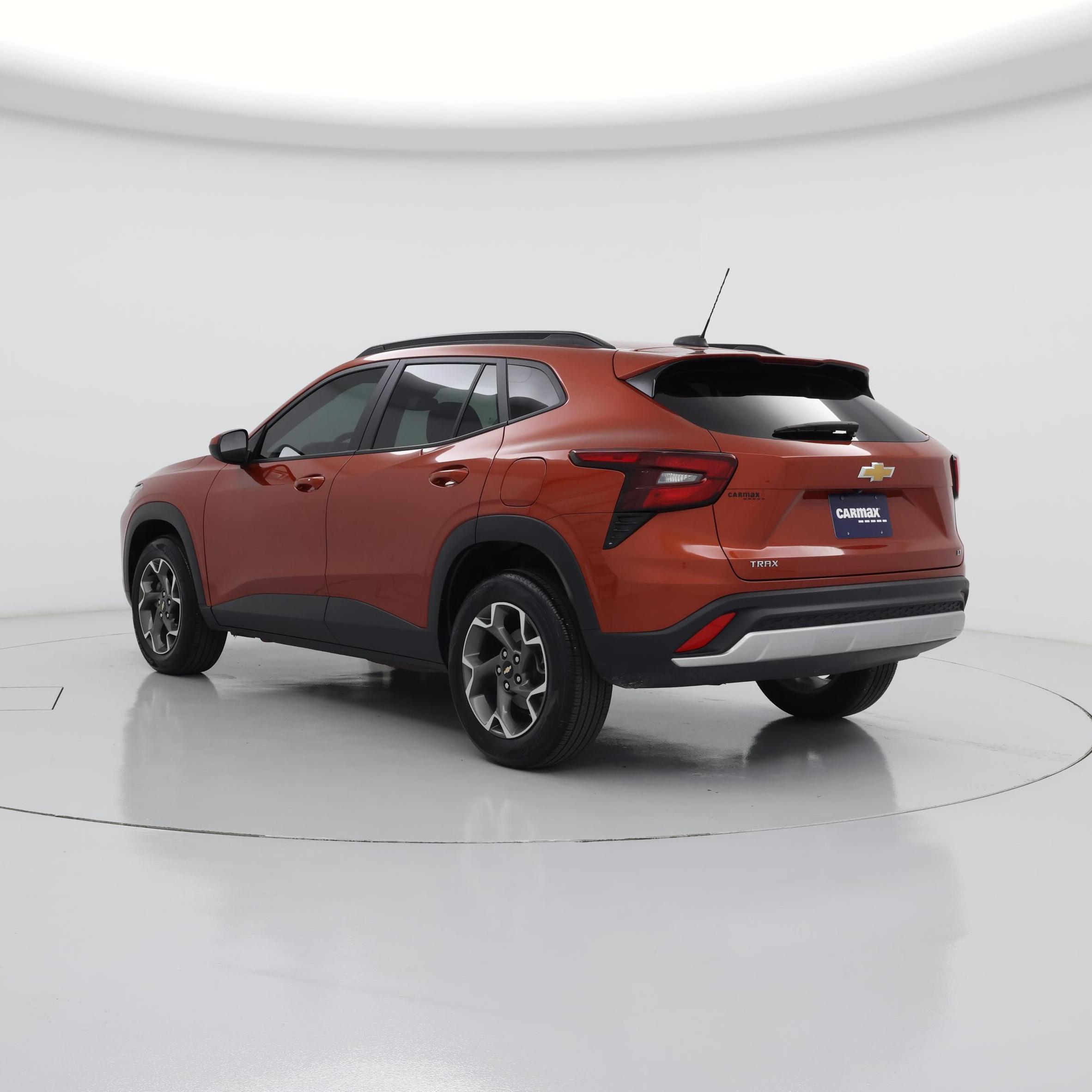 Thumbnail: 2024 Chevrolet Trax - 2