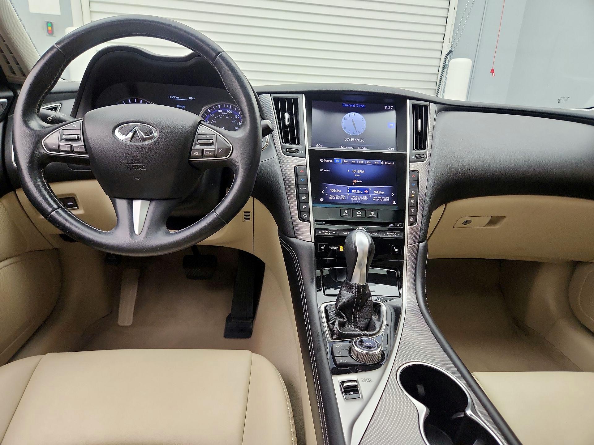 Thumbnail: 2015 INFINITI Q50 - 9