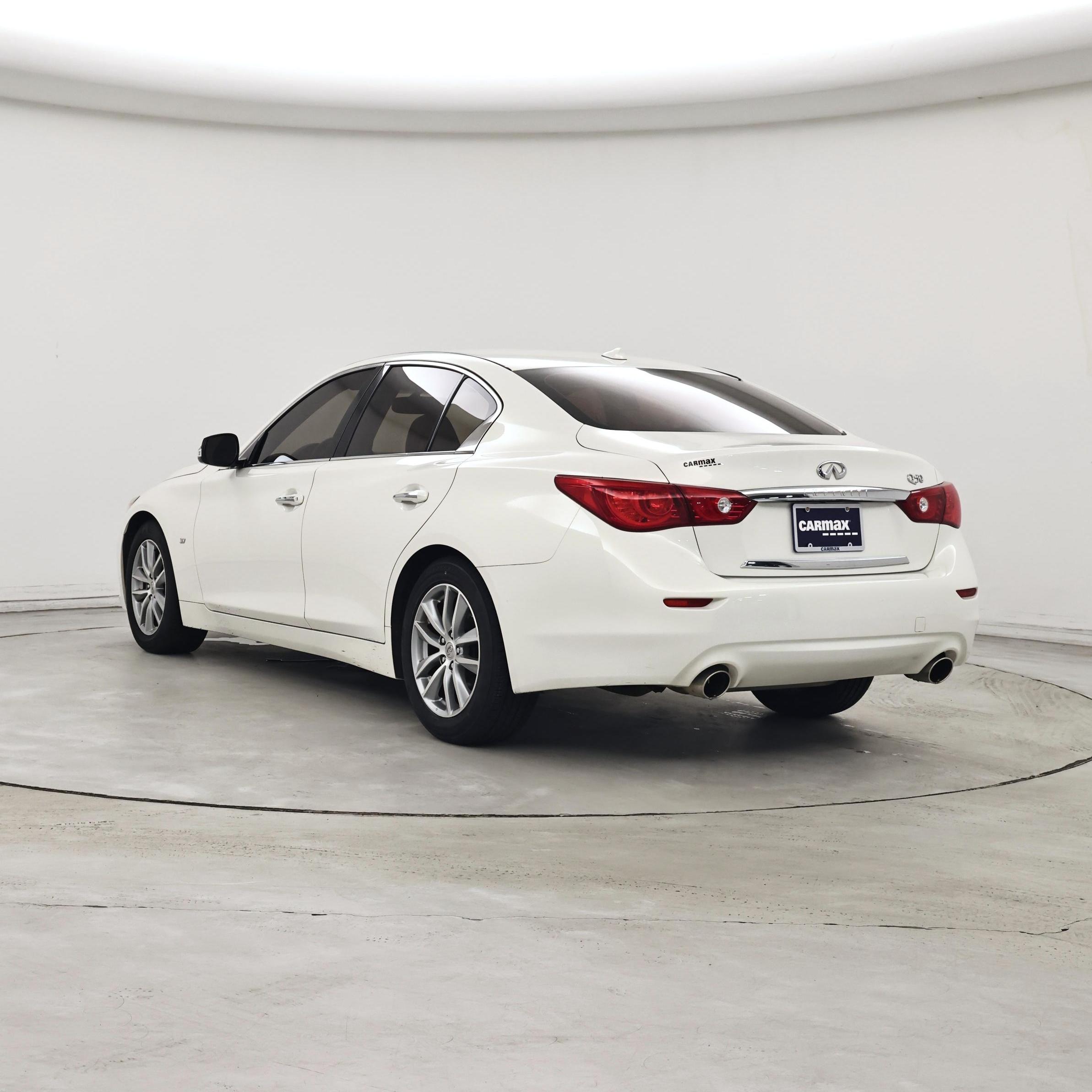 Thumbnail: 2015 INFINITI Q50 - 2