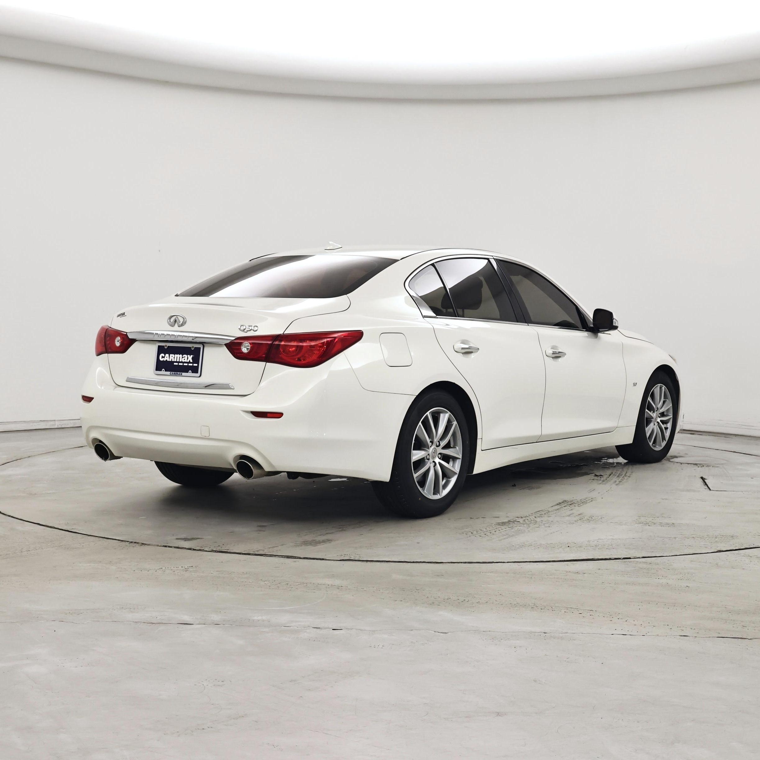 Thumbnail: 2015 INFINITI Q50 - 8