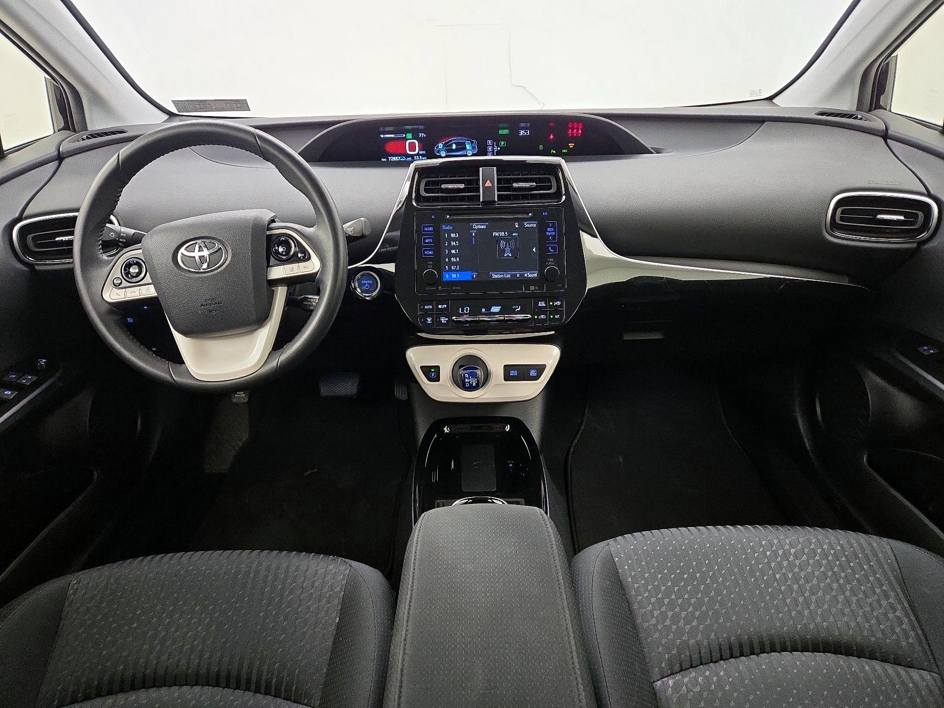 Thumbnail: 2017 Toyota Prius - 9