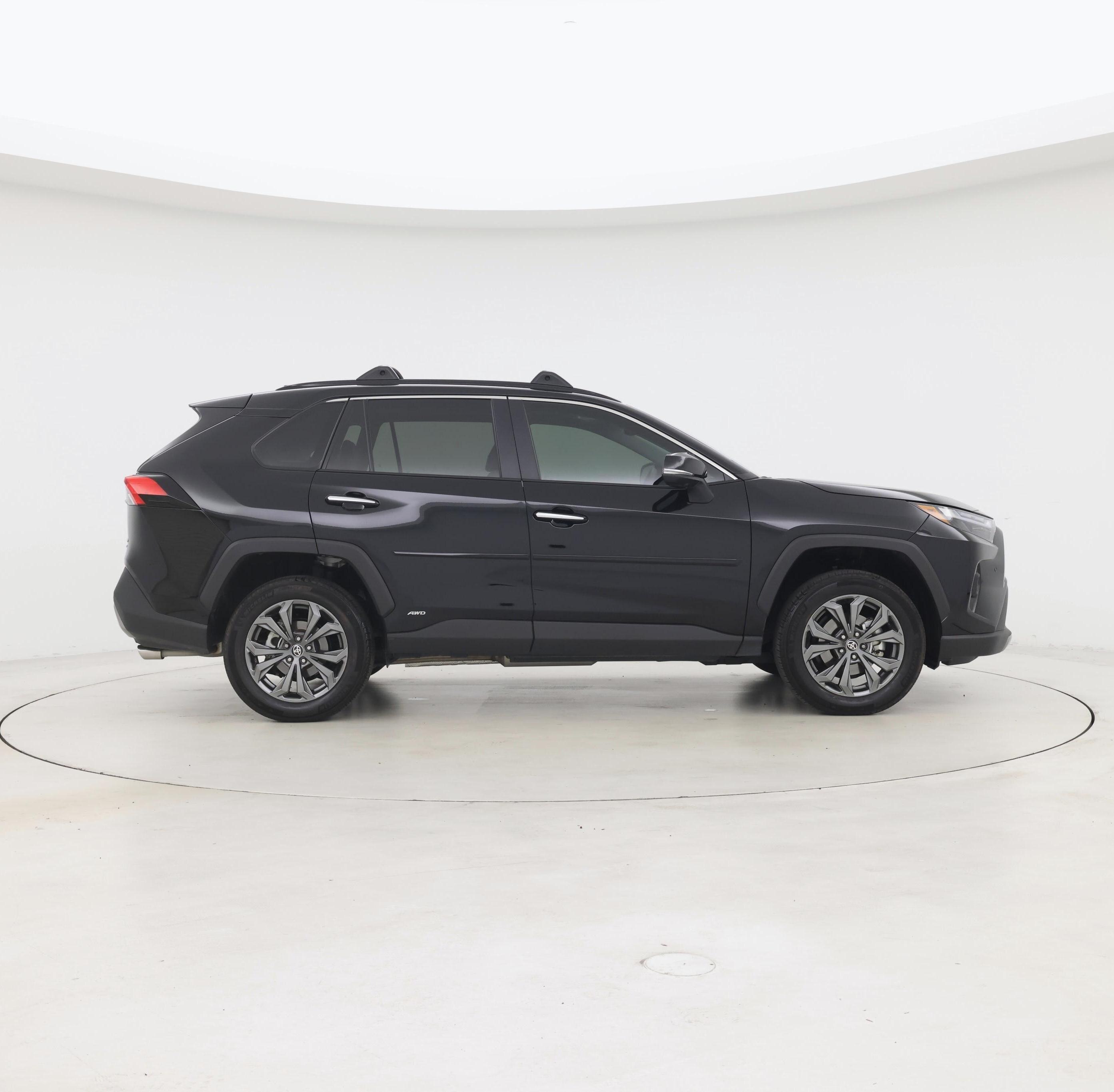 Thumbnail: 2025 Toyota RAV4 - 7