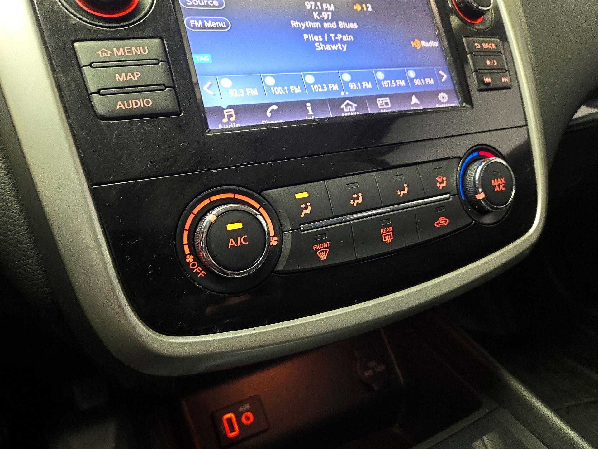 Thumbnail: 2018 Nissan Altima - 17