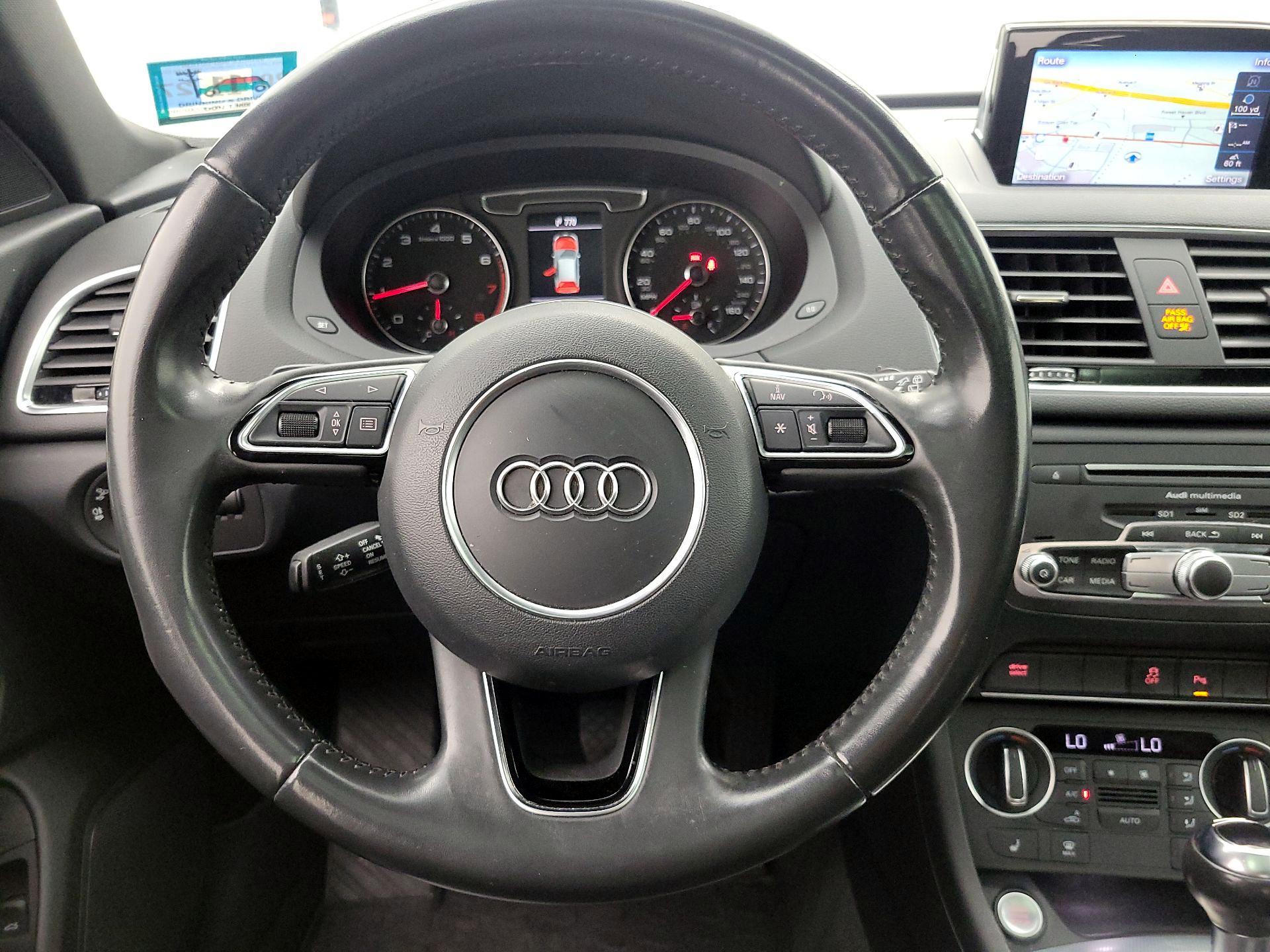 Thumbnail: 2018 Audi Q3 - 10