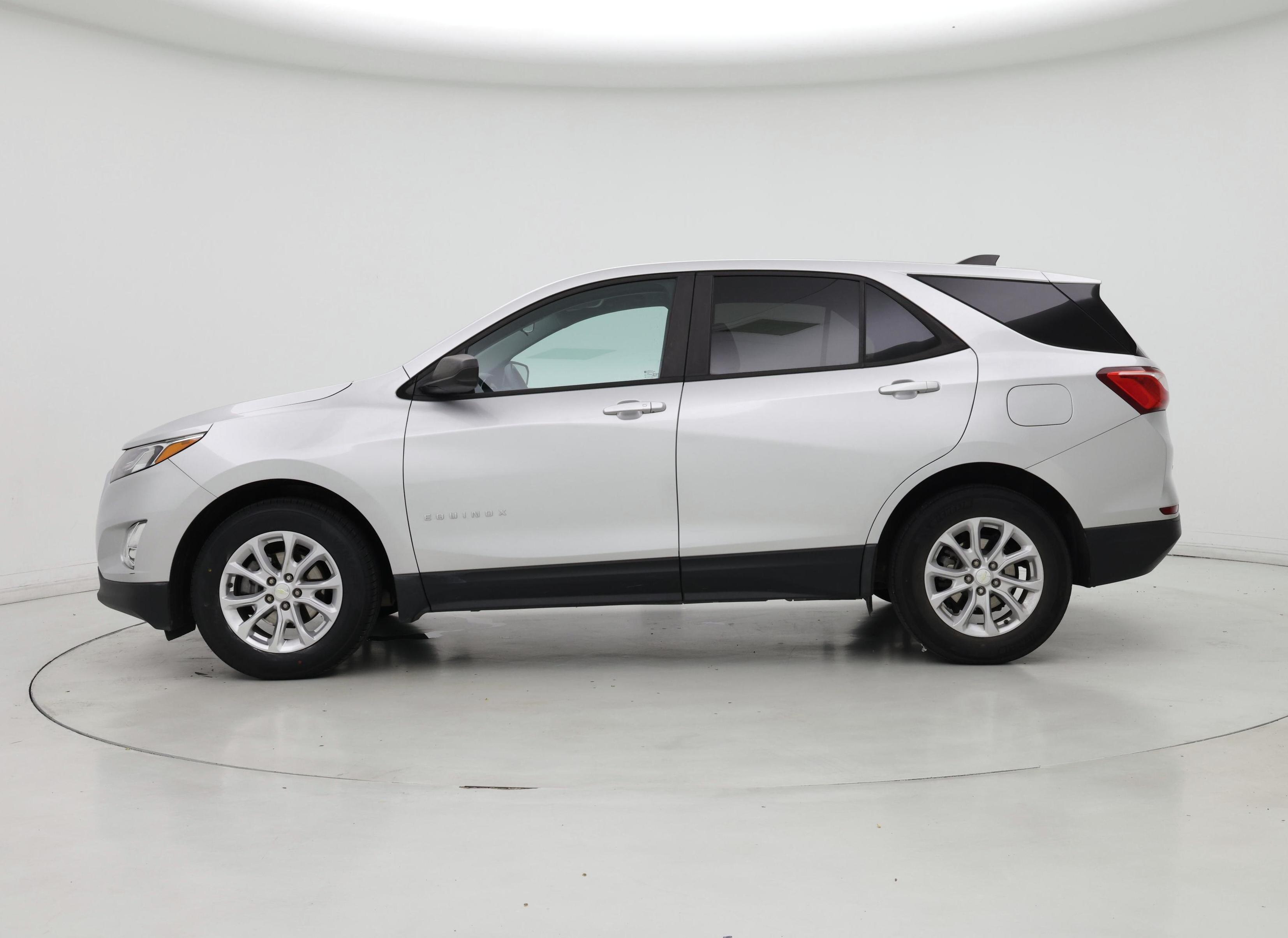 Thumbnail: 2020 Chevrolet Equinox - 3