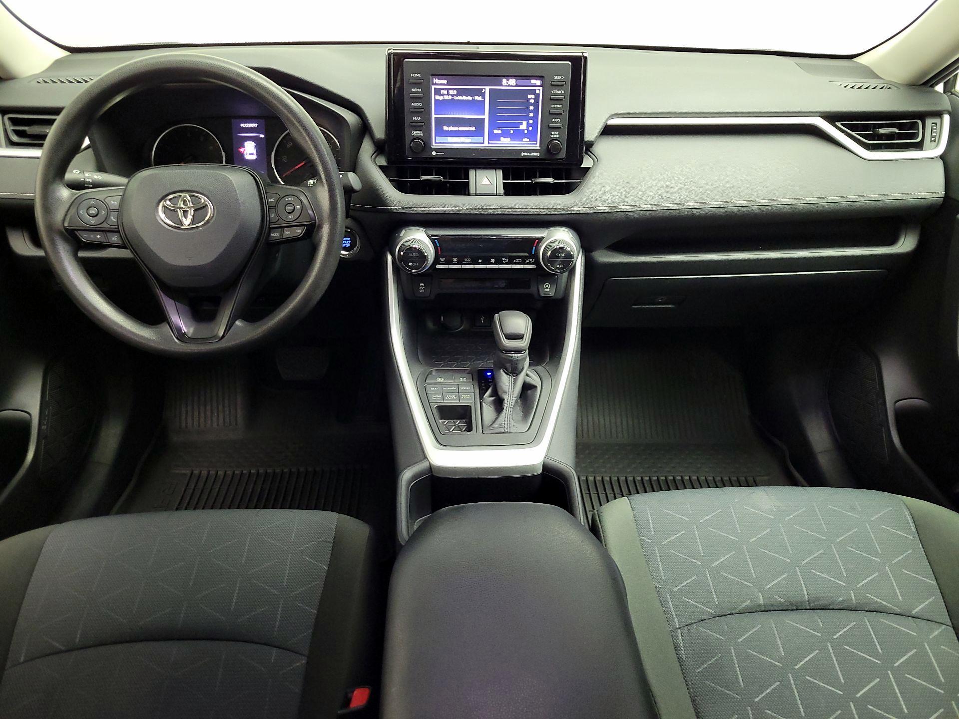Thumbnail: 2022 Toyota RAV4 - 9
