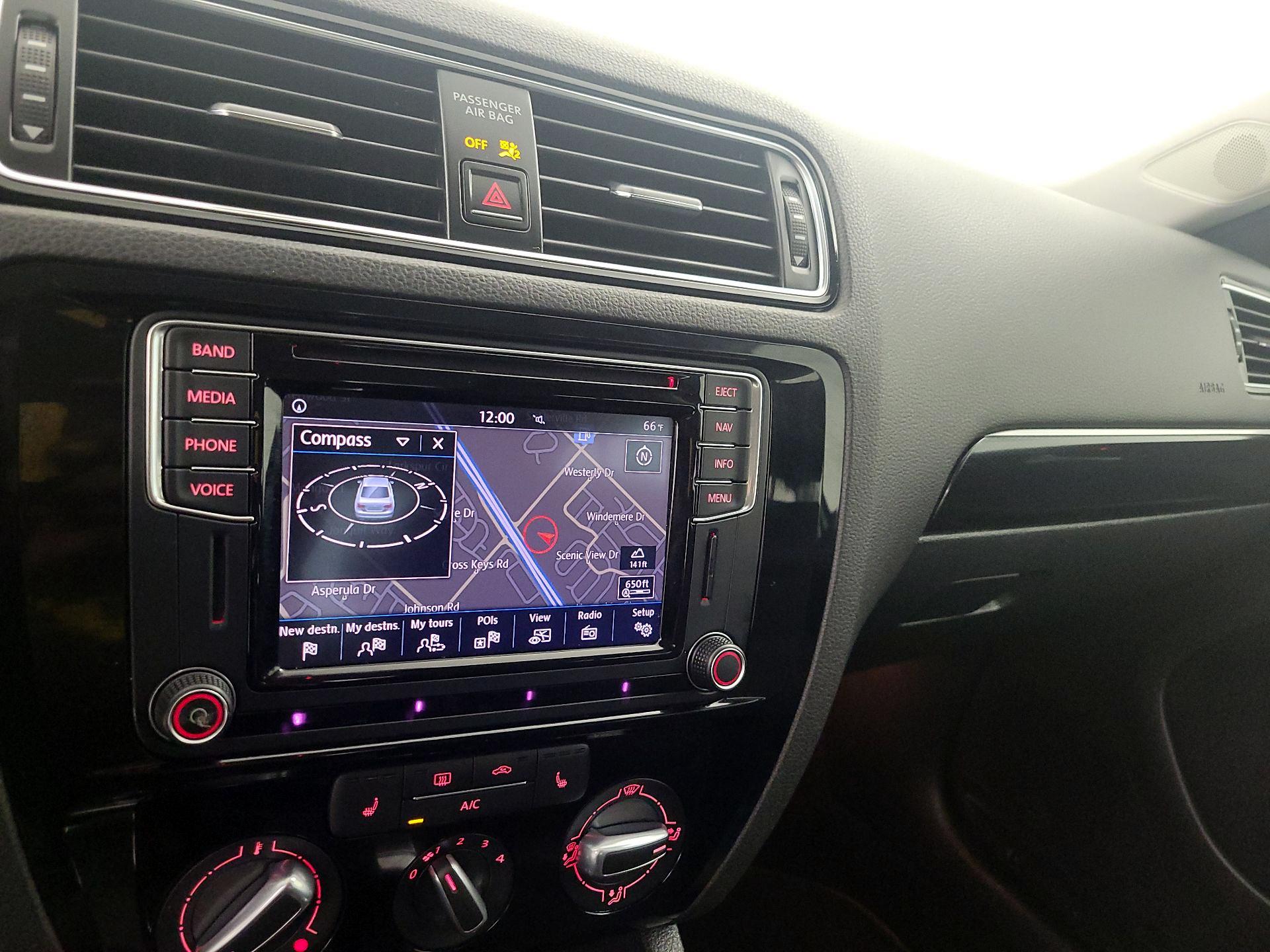 Thumbnail: 2016 Volkswagen Jetta - 14