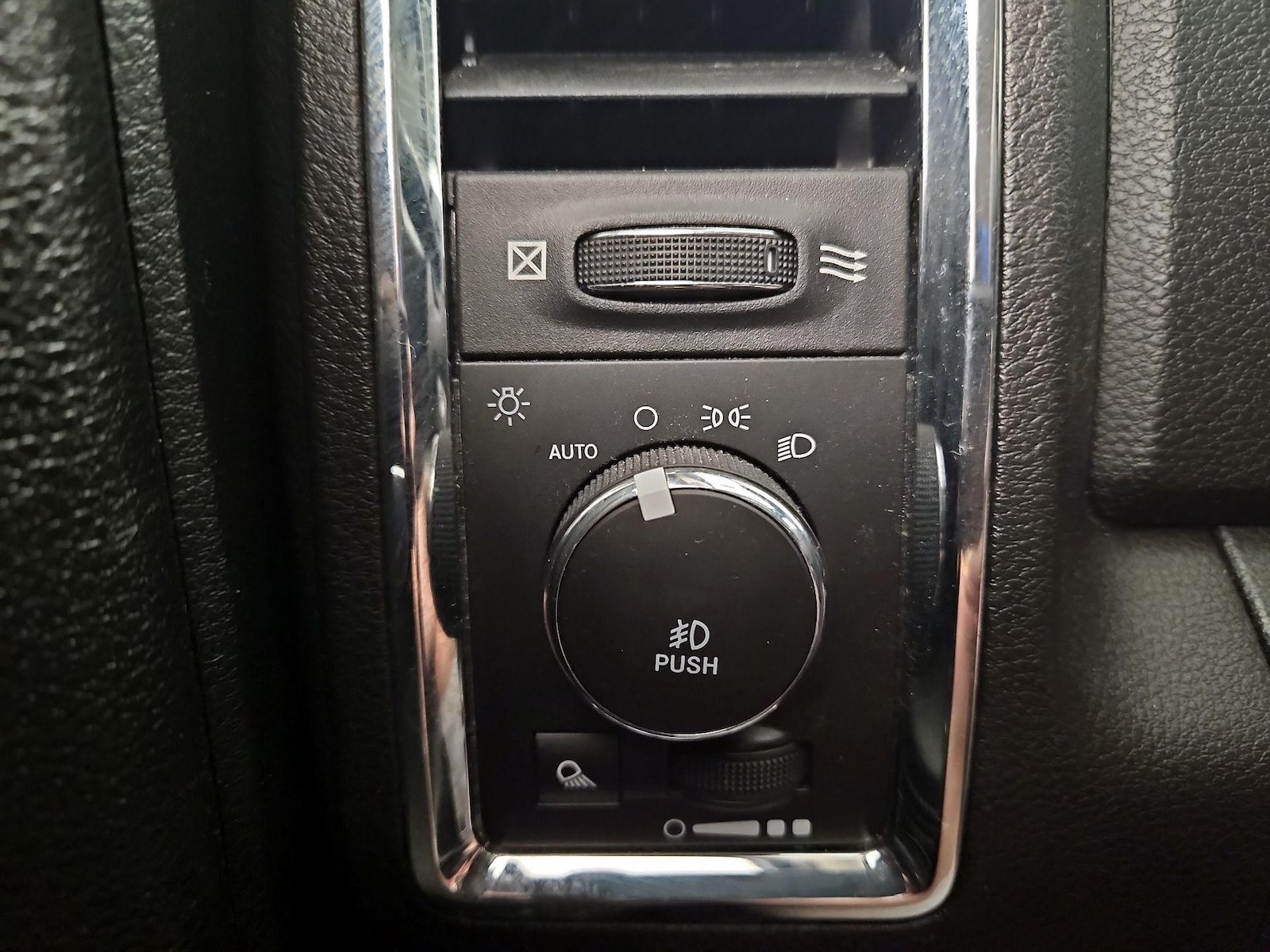 2017 RAM Ram 1500 Pickup Laramie - Photo 14