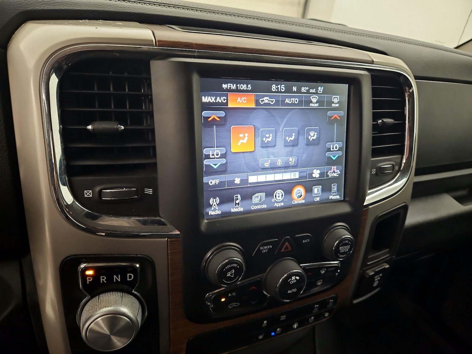 2017 RAM Ram 1500 Pickup Laramie - Photo 17