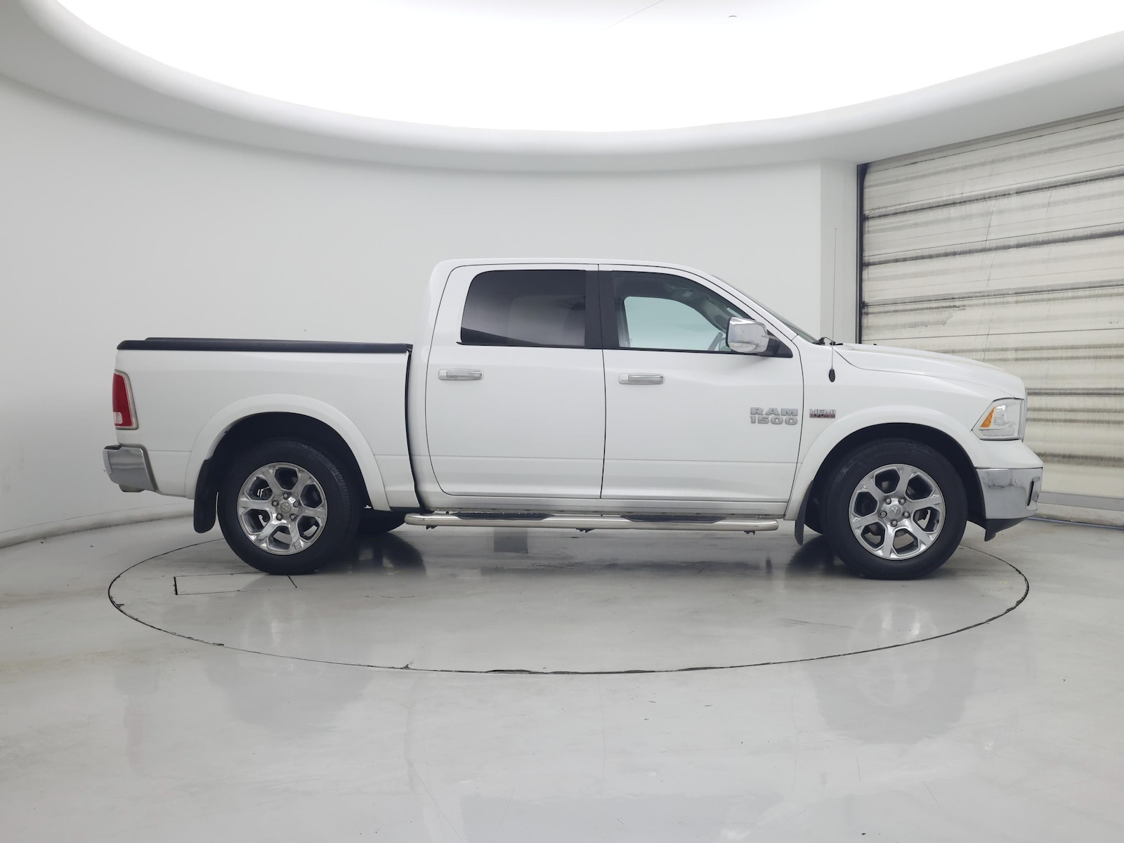 2017 RAM Ram 1500 Pickup Laramie - Photo 8