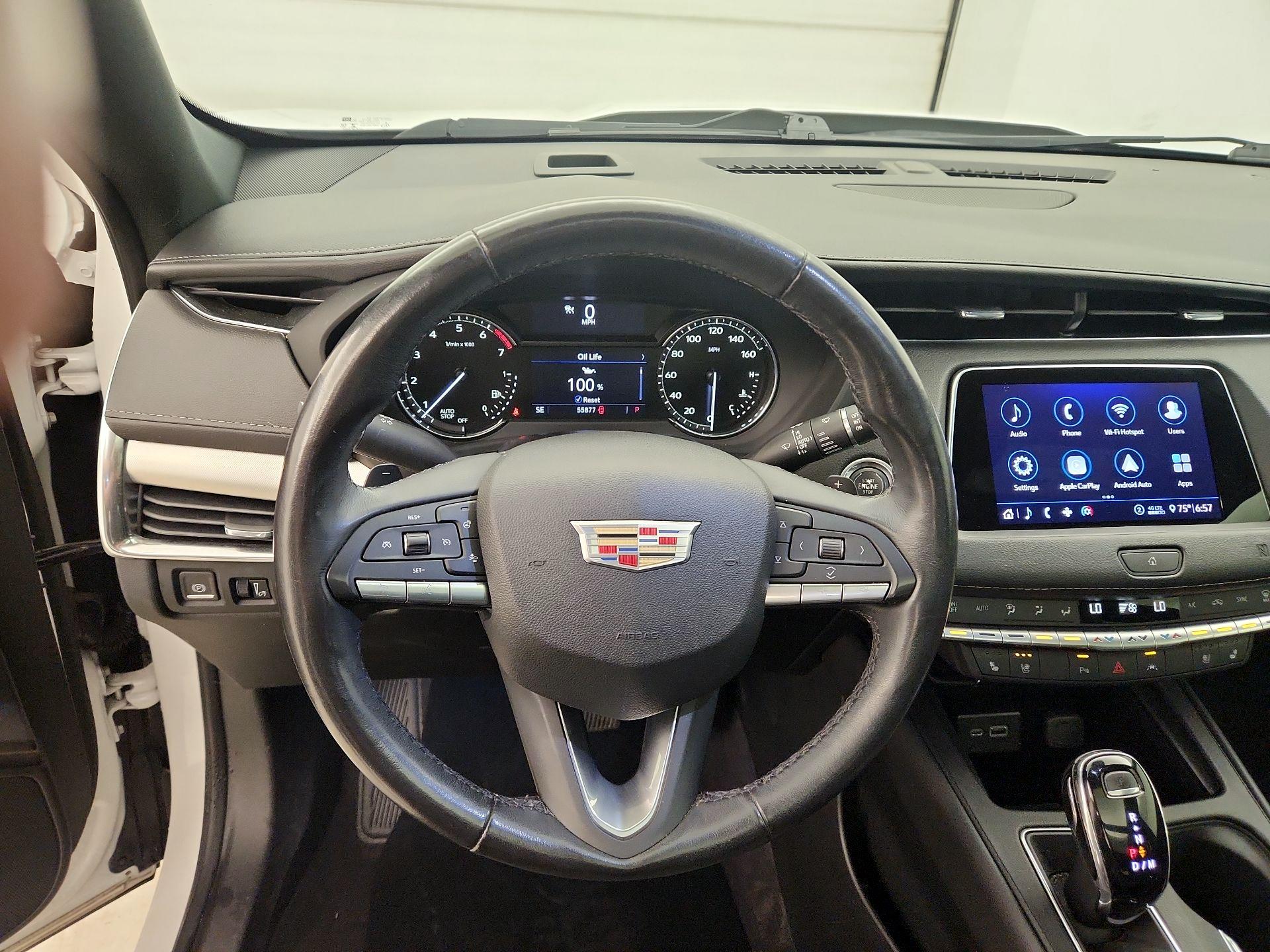 Thumbnail: 2020 Cadillac XT4 - 10