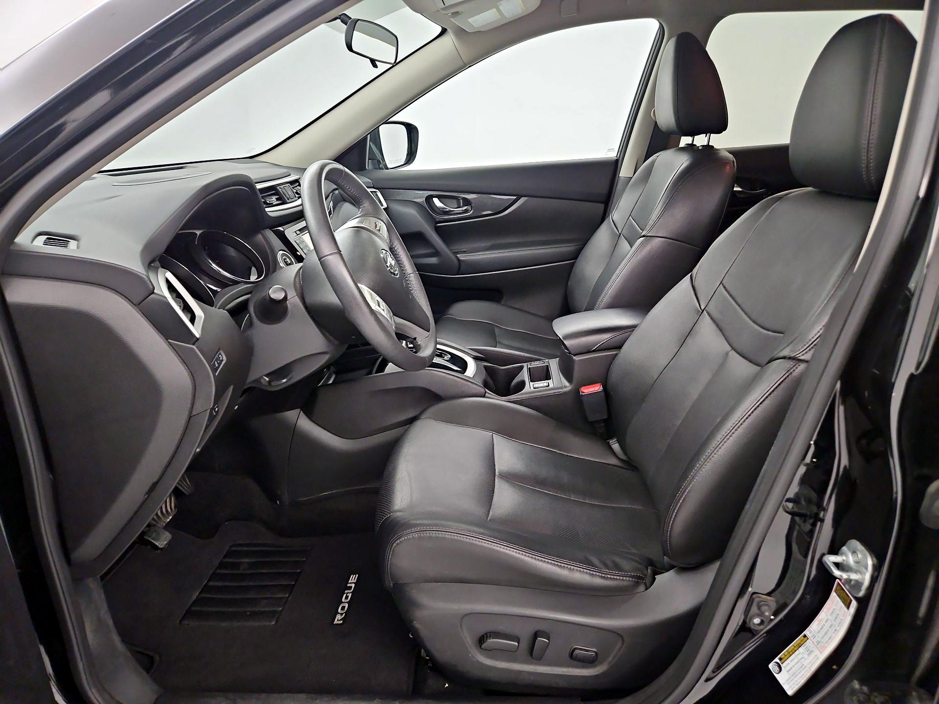 Thumbnail: 2015 Nissan Rogue - 9