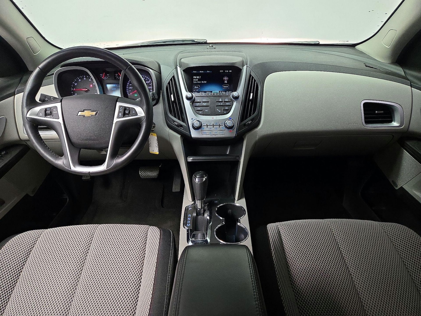 2017 Chevrolet Equinox LT - Photo 10