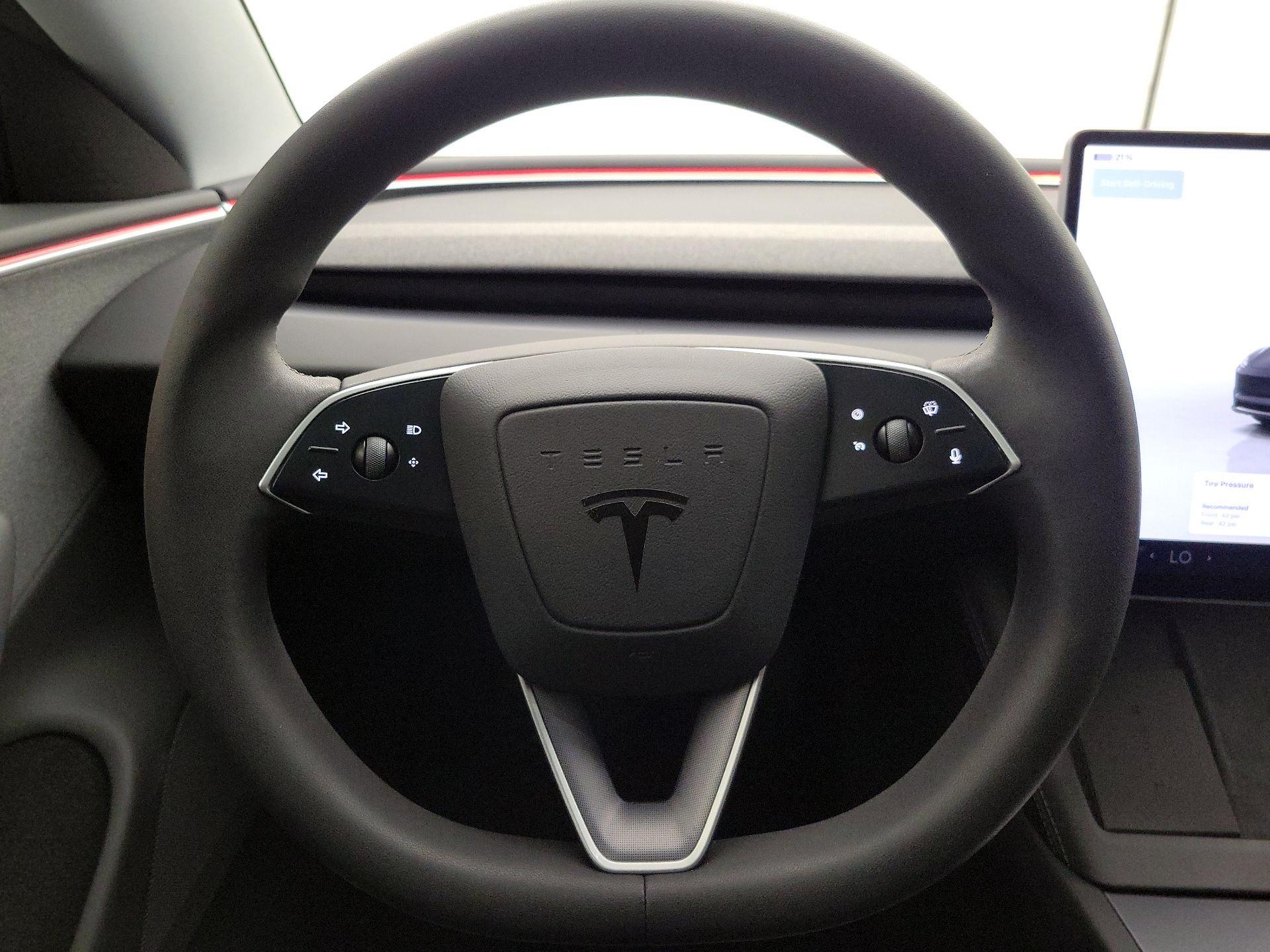 Thumbnail: 2025 Tesla Model 3 - 10