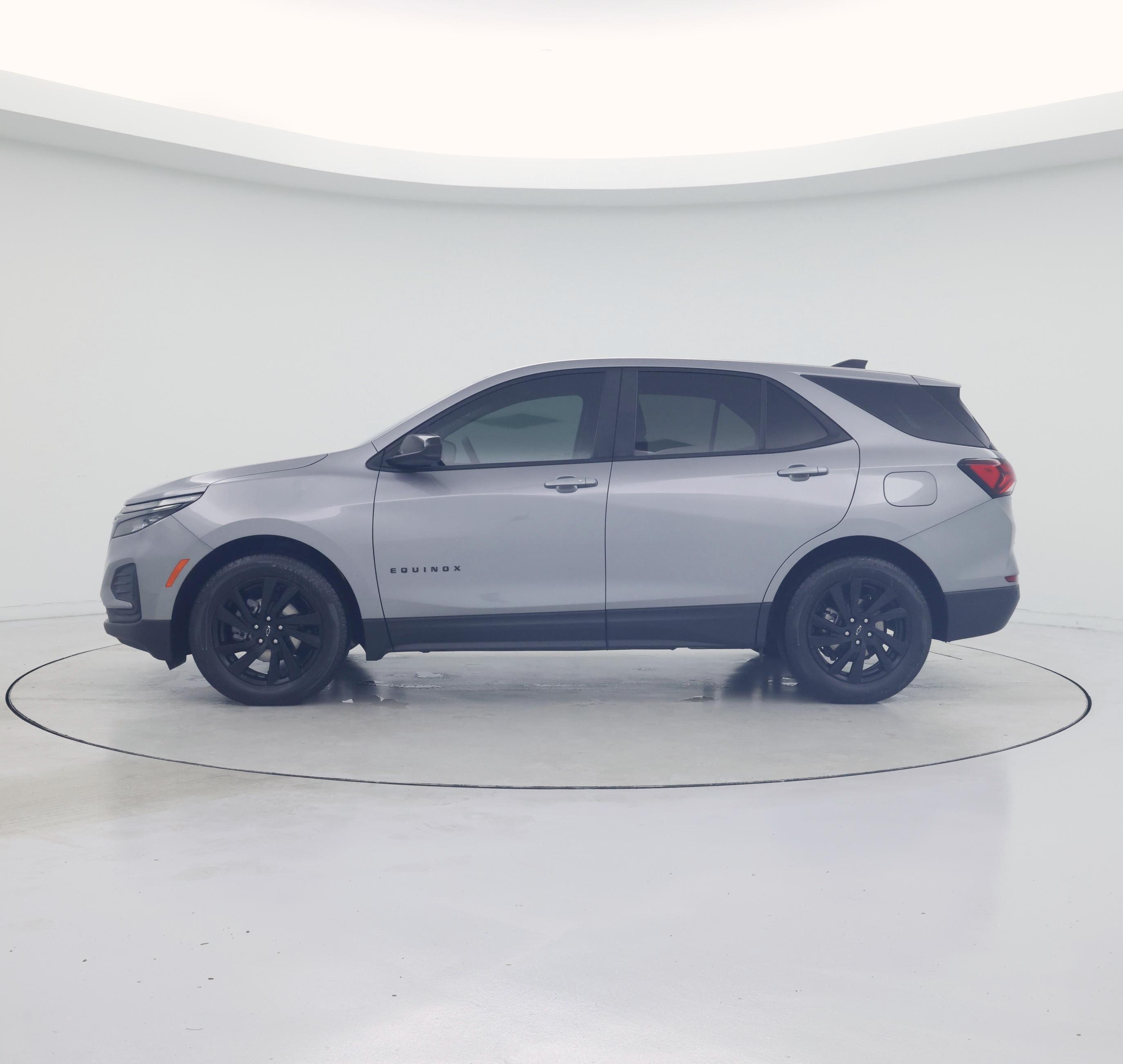 Thumbnail: 2024 Chevrolet Equinox - 3