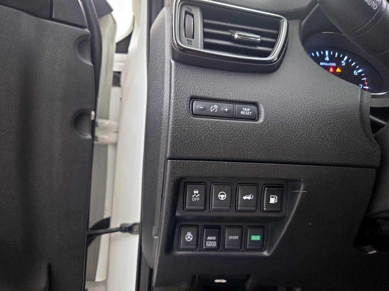 2019 Nissan Rogue SL - Photo 14