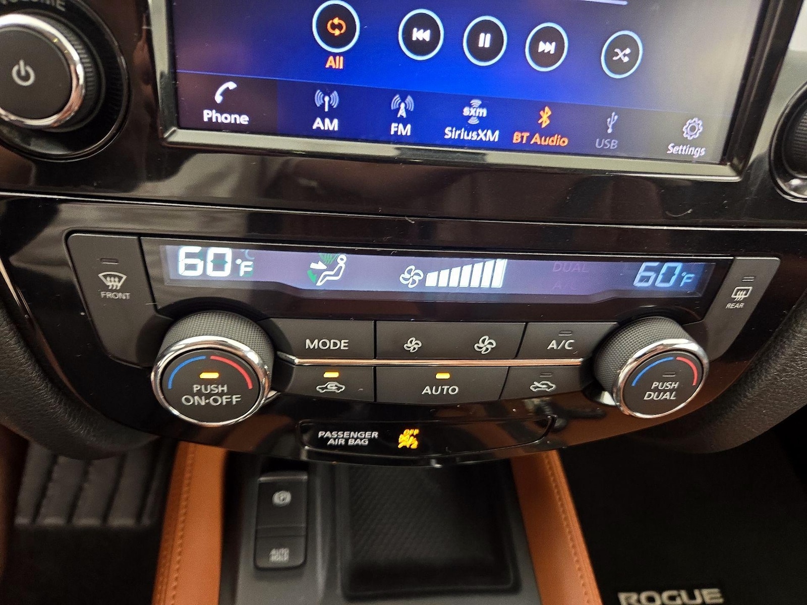2019 Nissan Rogue SL - Photo 18